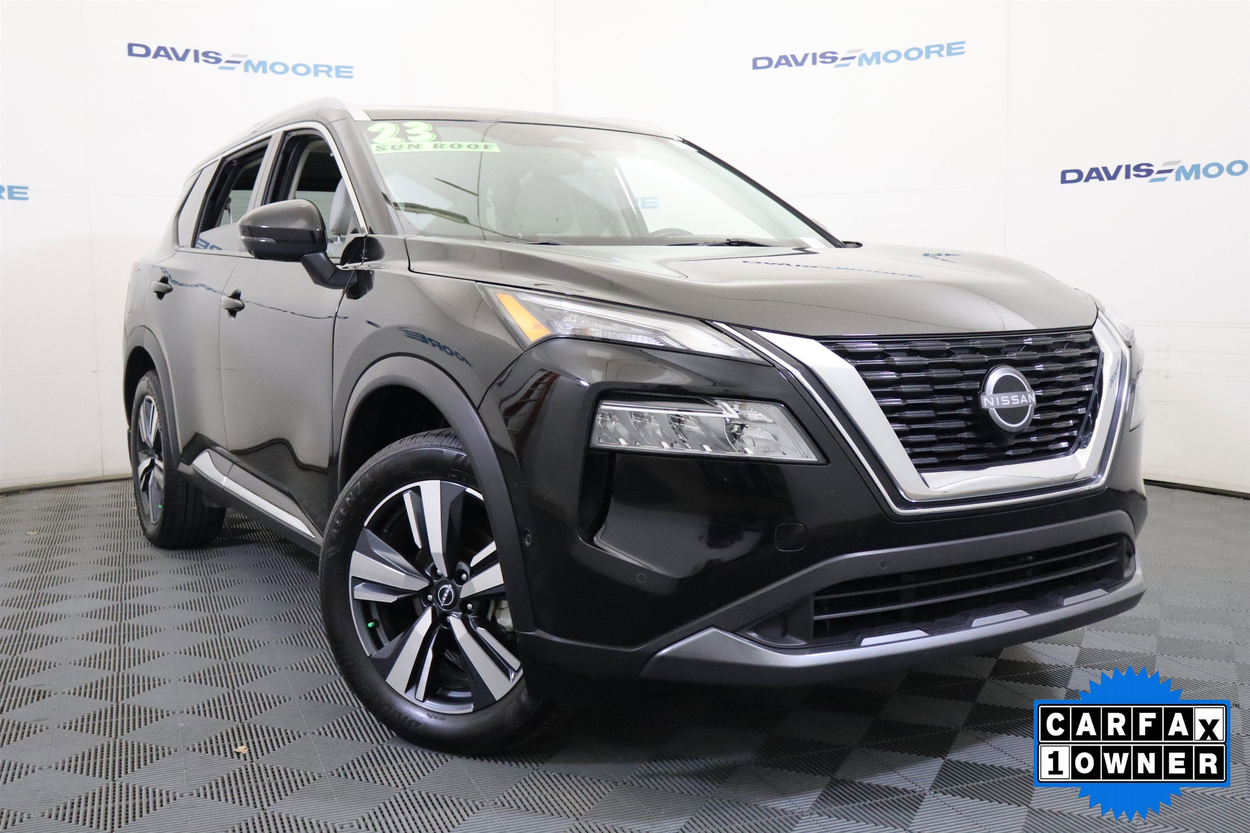 2025 Chevrolet Silverado 1500 LT Crew Cab 4WD