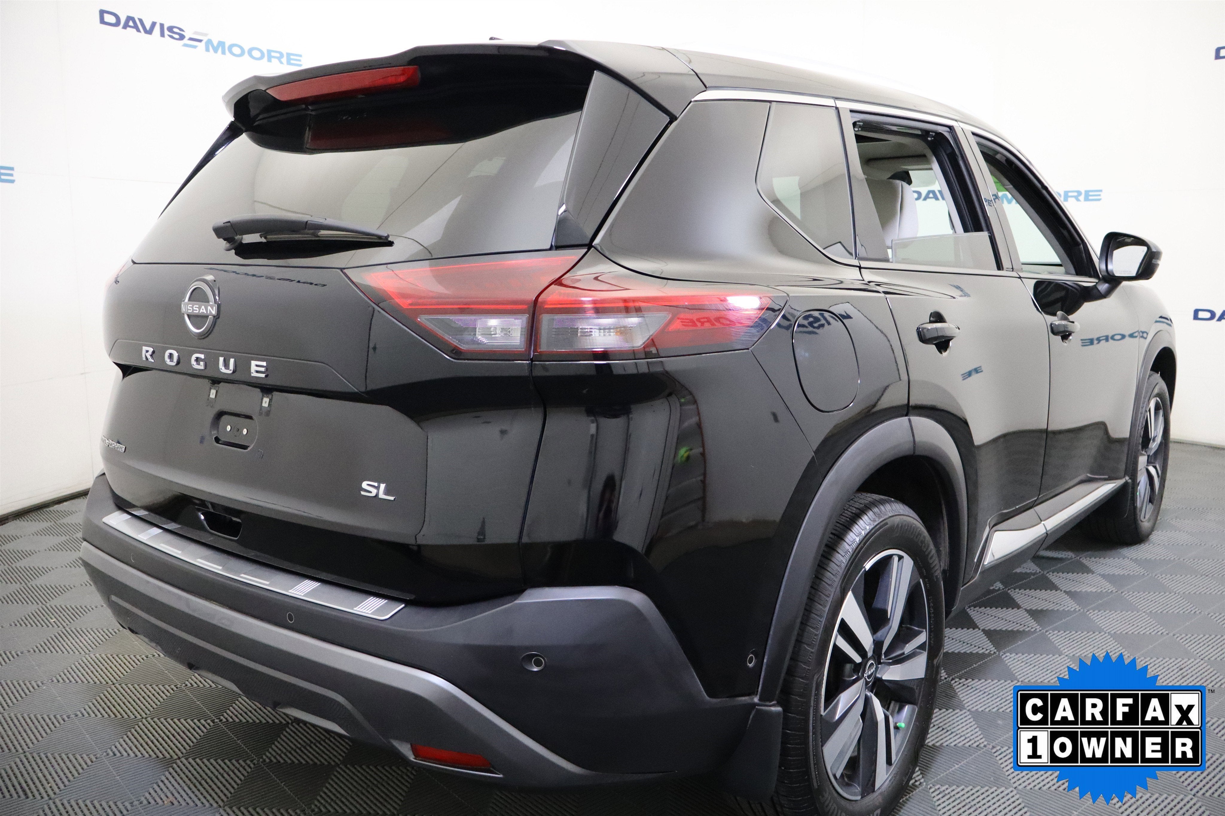 2025 Chevrolet Silverado 1500 LT Crew Cab 4WD