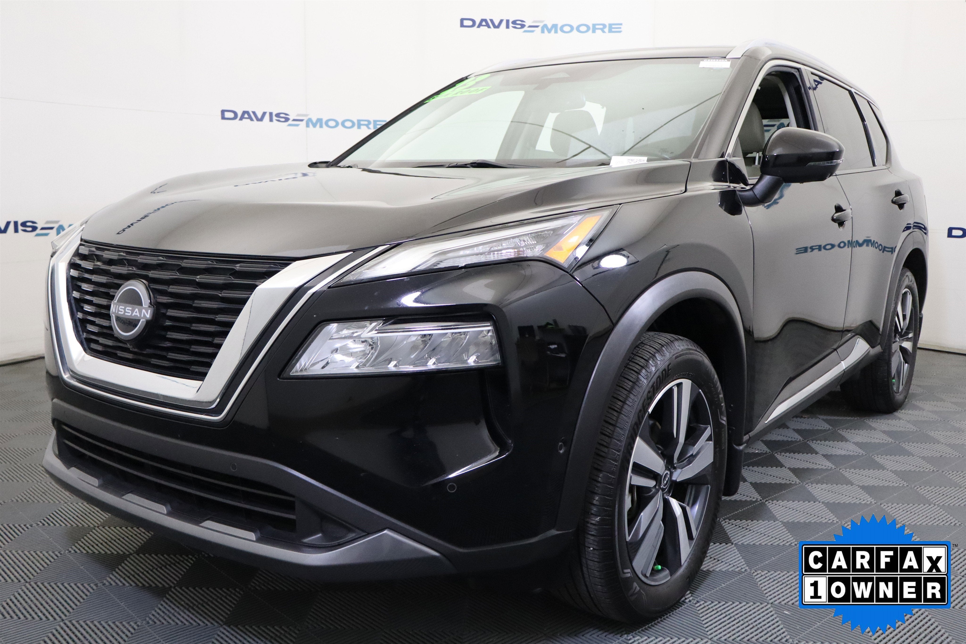 2025 Chevrolet Silverado 1500 LT Crew Cab 4WD