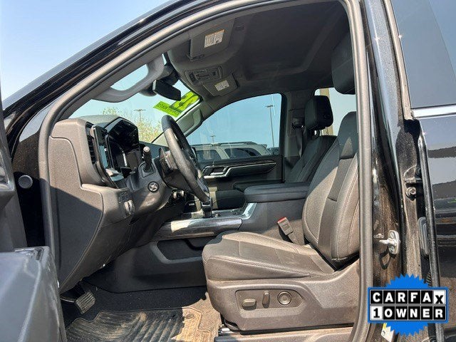 2025 Chevrolet Silverado 1500 LTZ Crew Cab 4WD