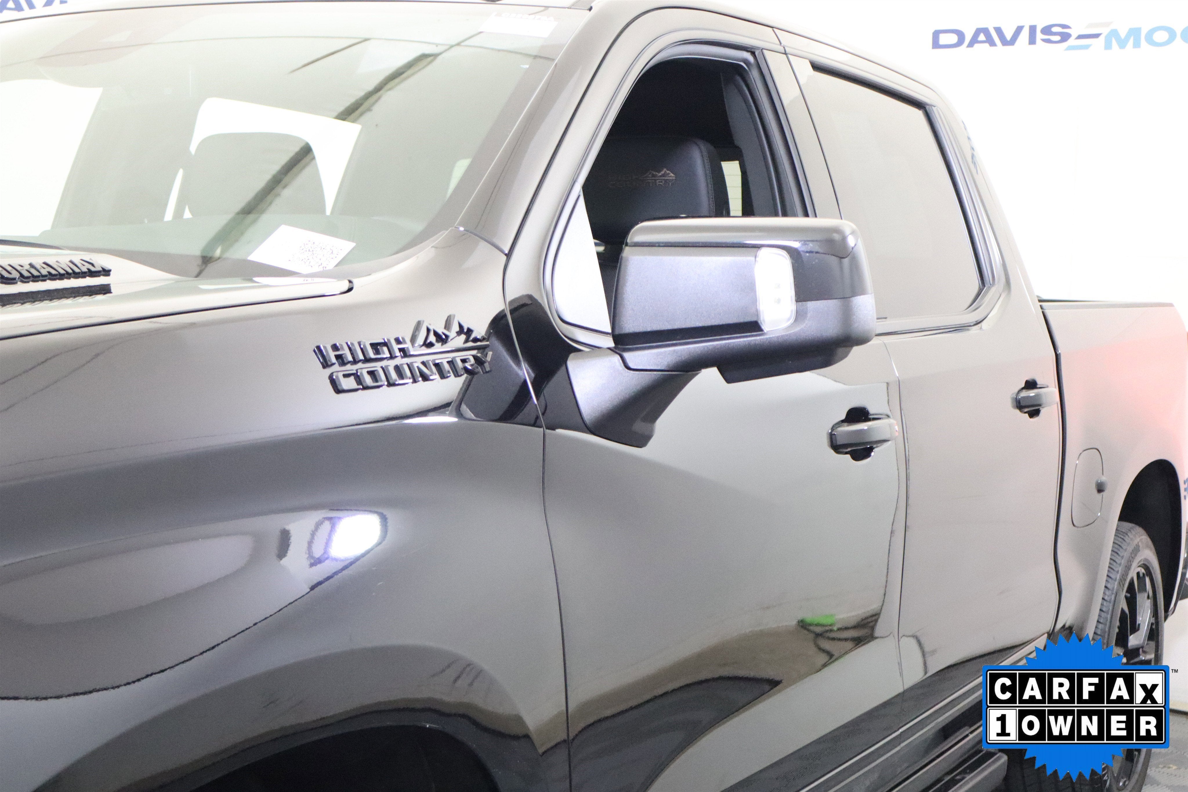 2025 Chevrolet Silverado 1500 High Country Crew Cab 4WD