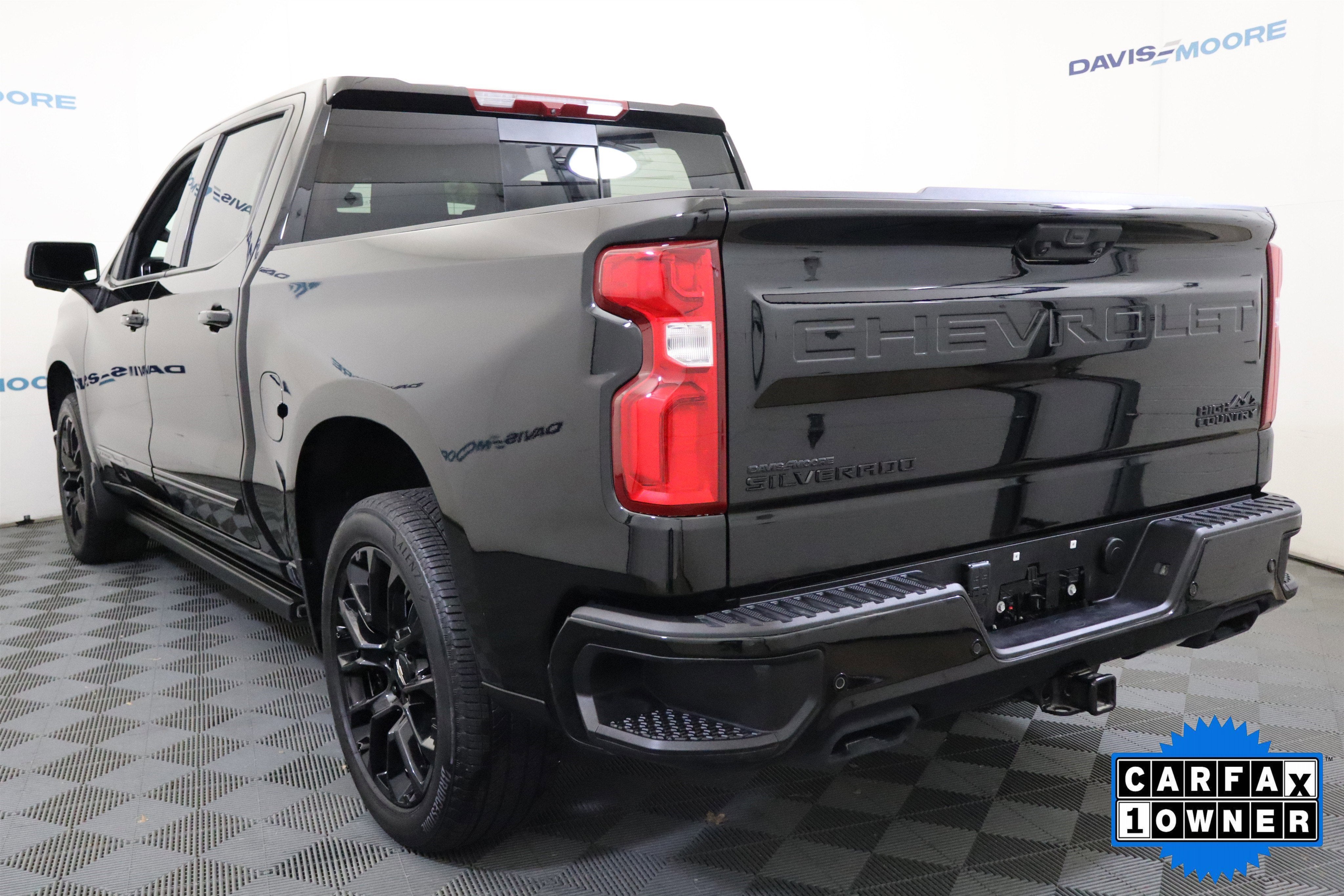 2025 Chevrolet Silverado 1500 High Country Crew Cab 4WD