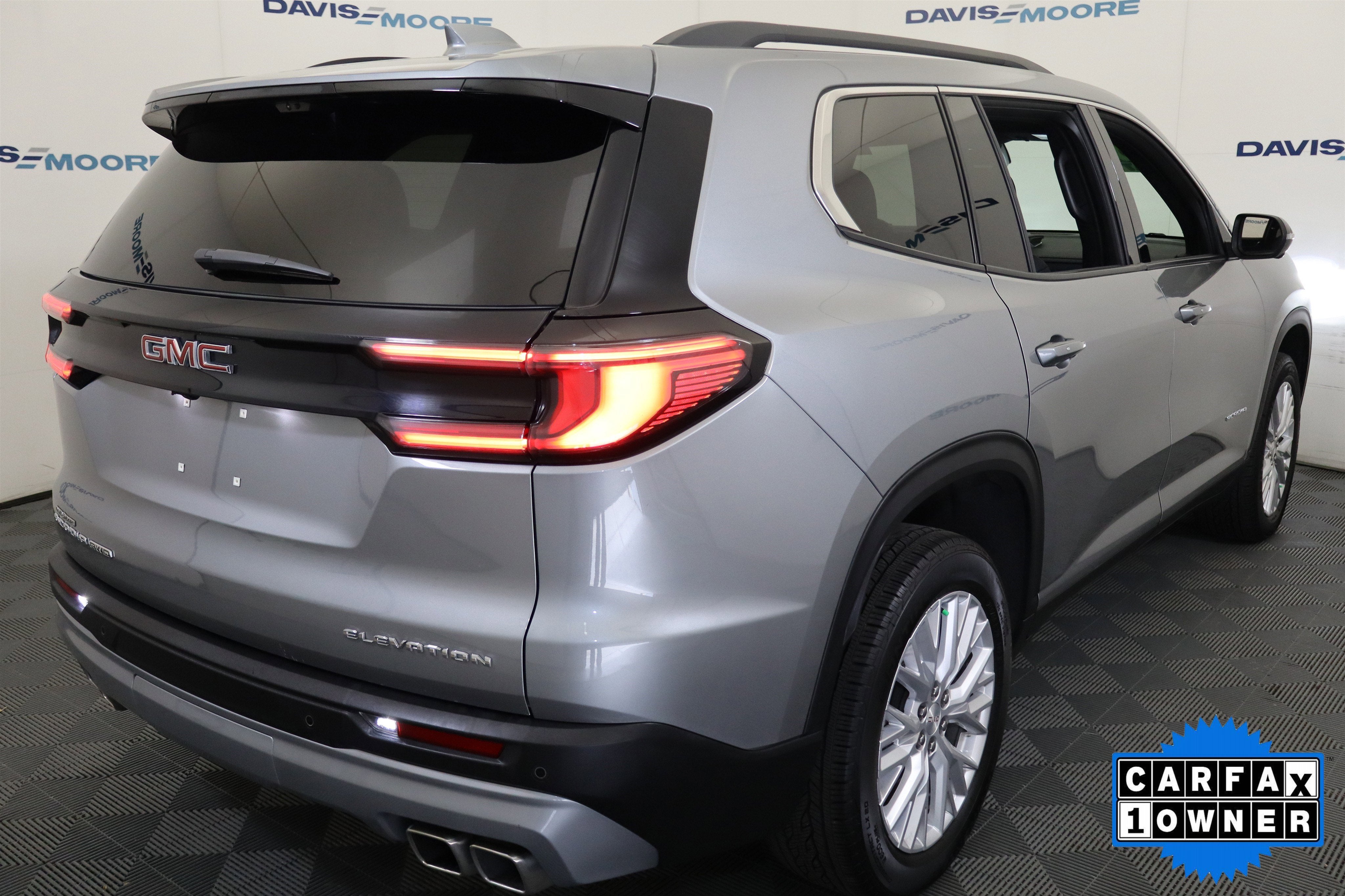 2026 GMC Acadia AWD Elevation