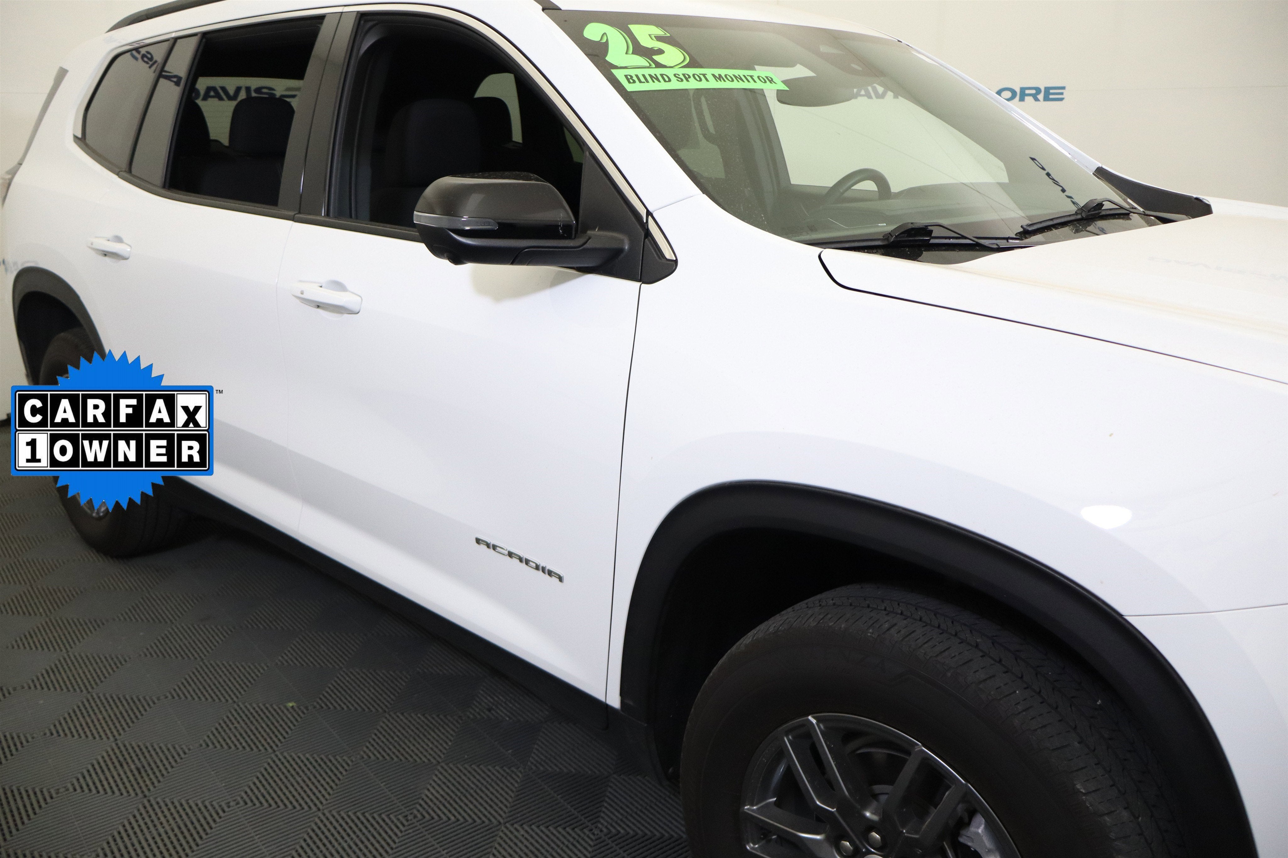 2025 GMC Acadia AWD Elevation