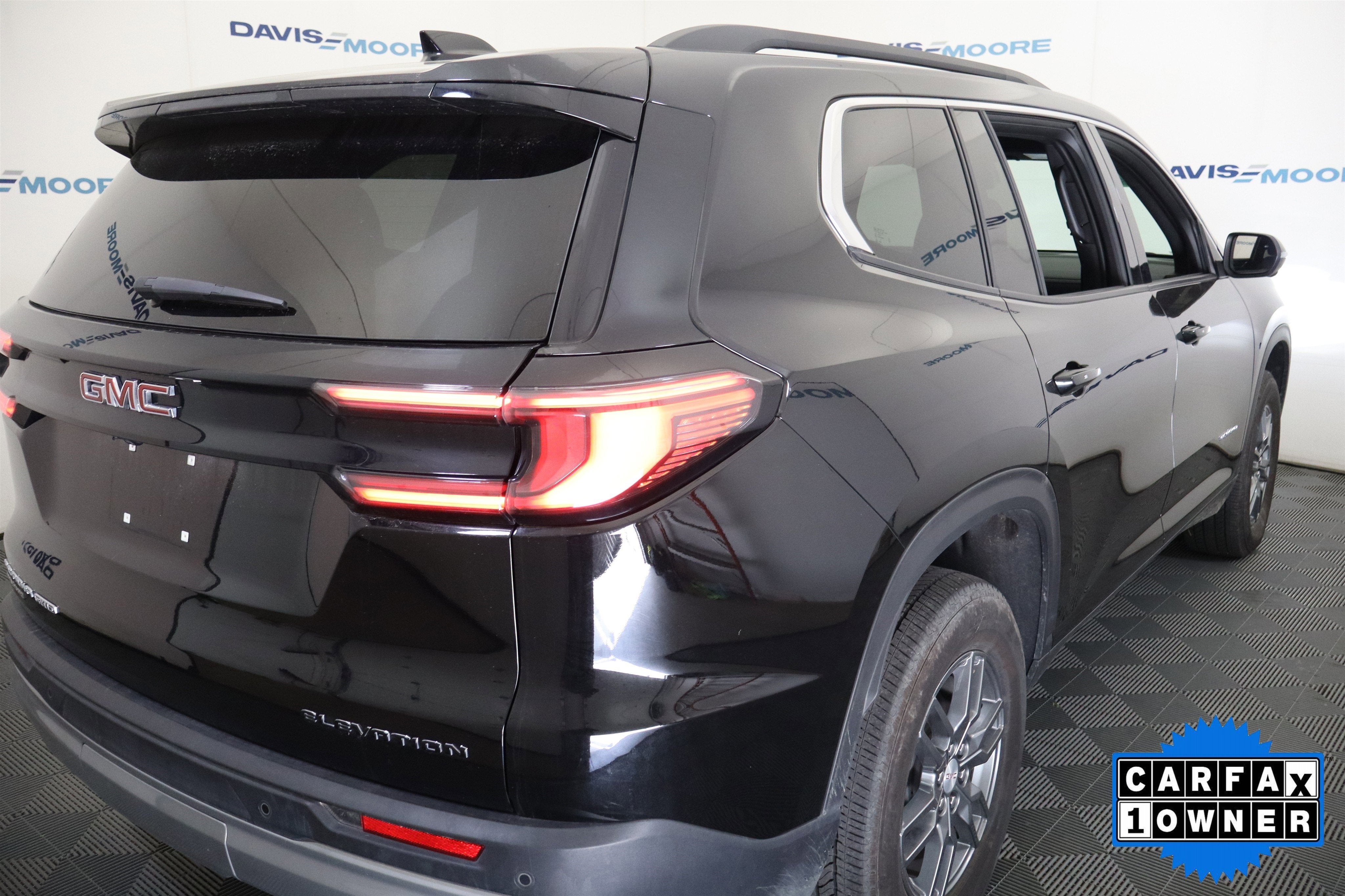 2025 GMC Acadia AWD Elevation