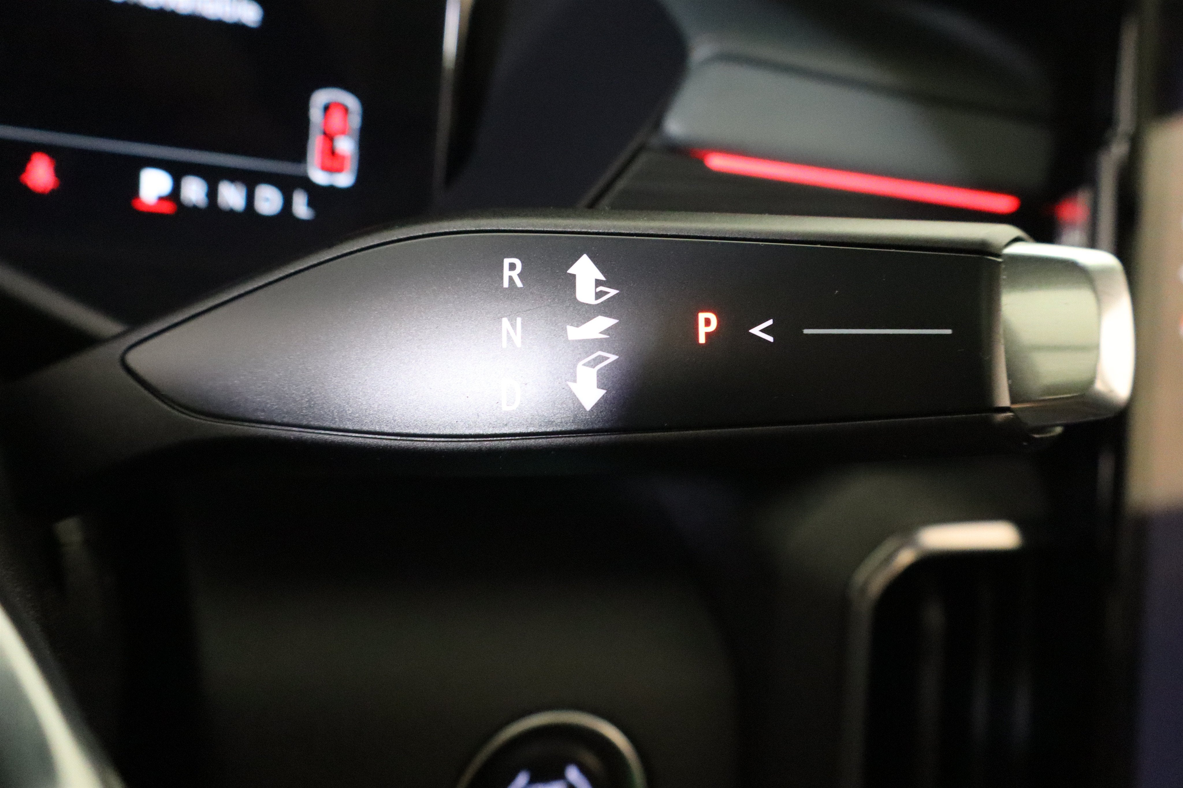 2024 GMC Acadia AWD AT4