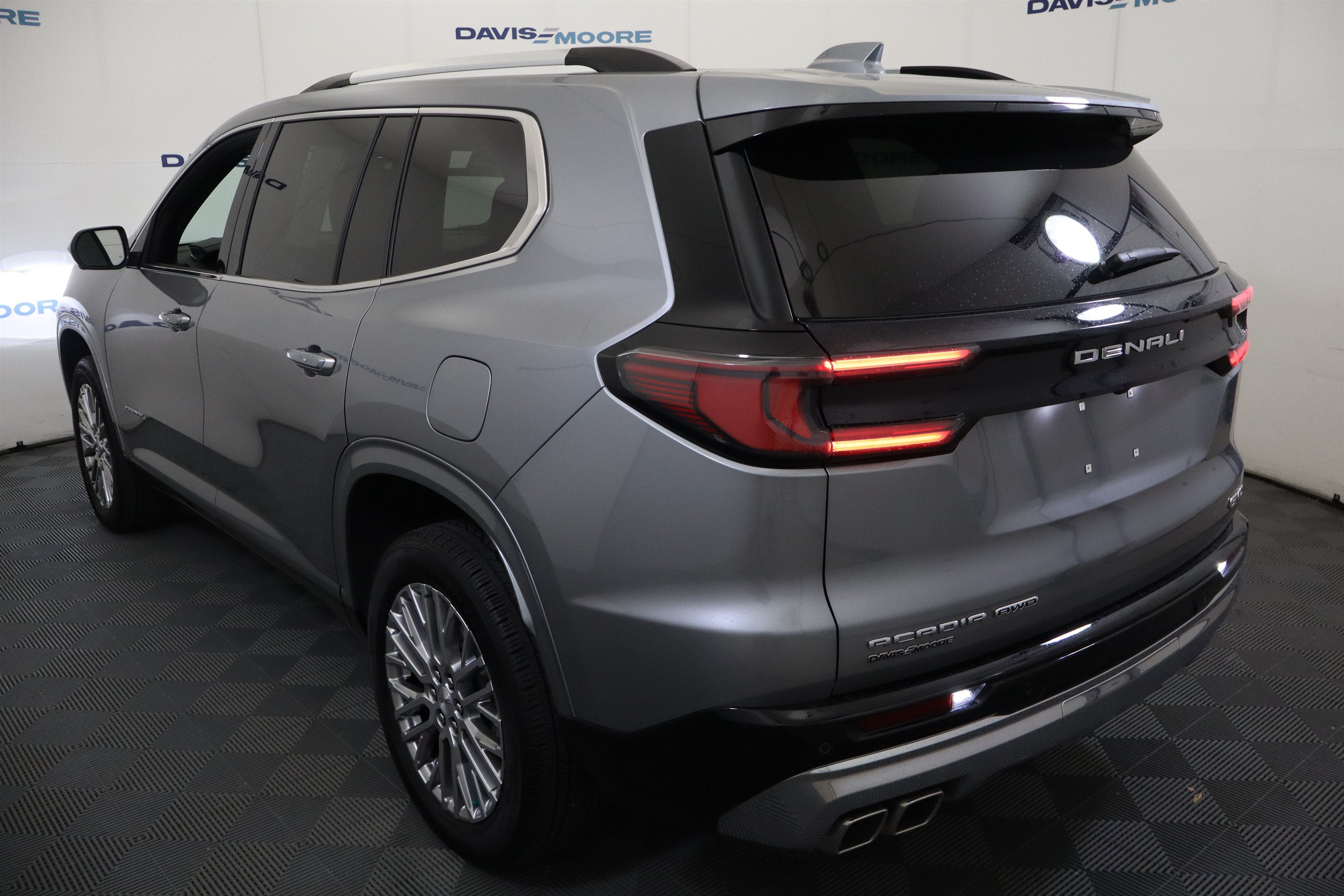 2025 GMC Acadia AWD Denali