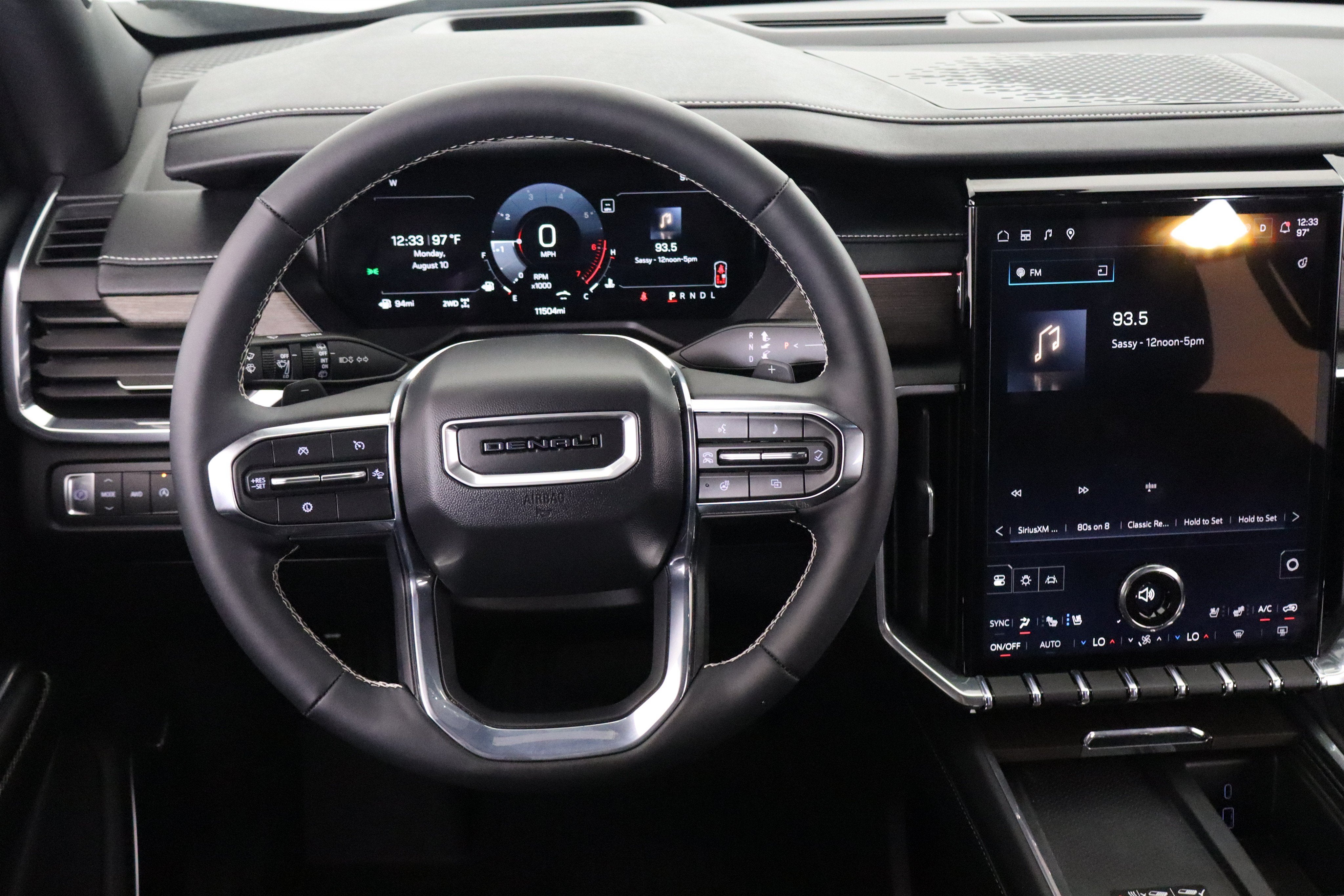 2025 GMC Acadia AWD Denali