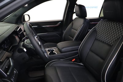 2025 GMC Acadia AWD Denali