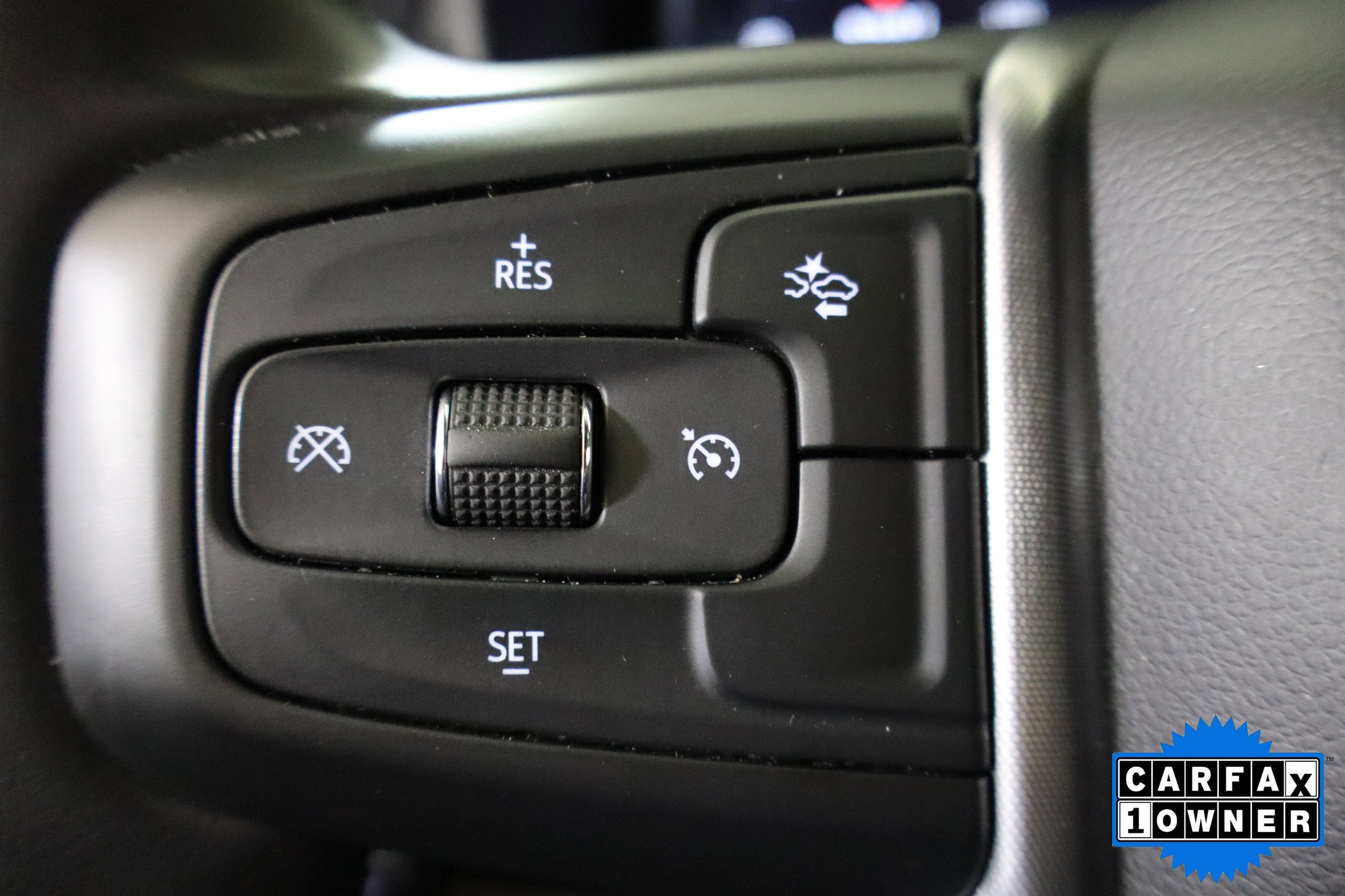 2024 GMC Yukon SLT 4WD