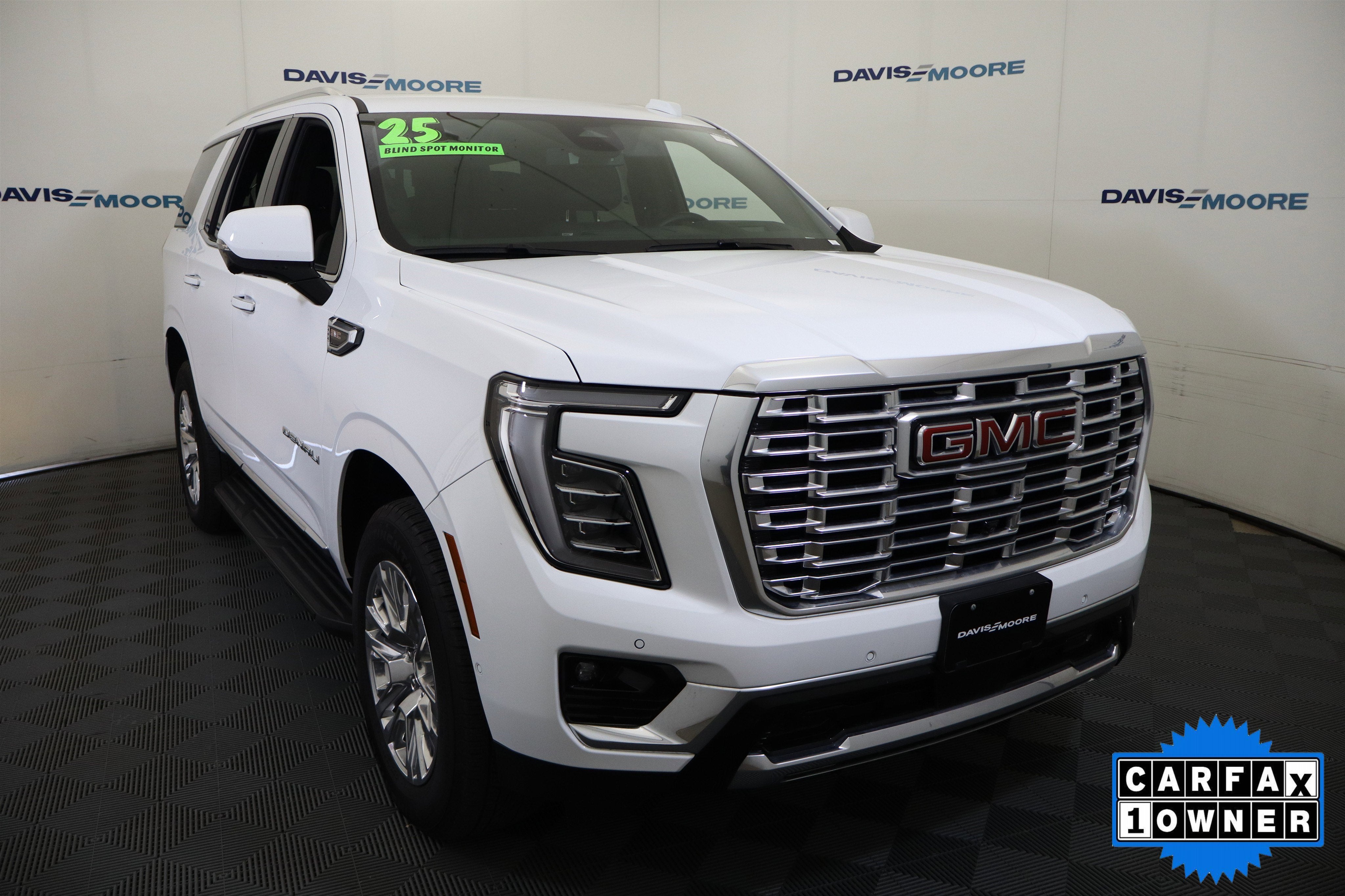 2025 GMC Yukon Denali 4WD