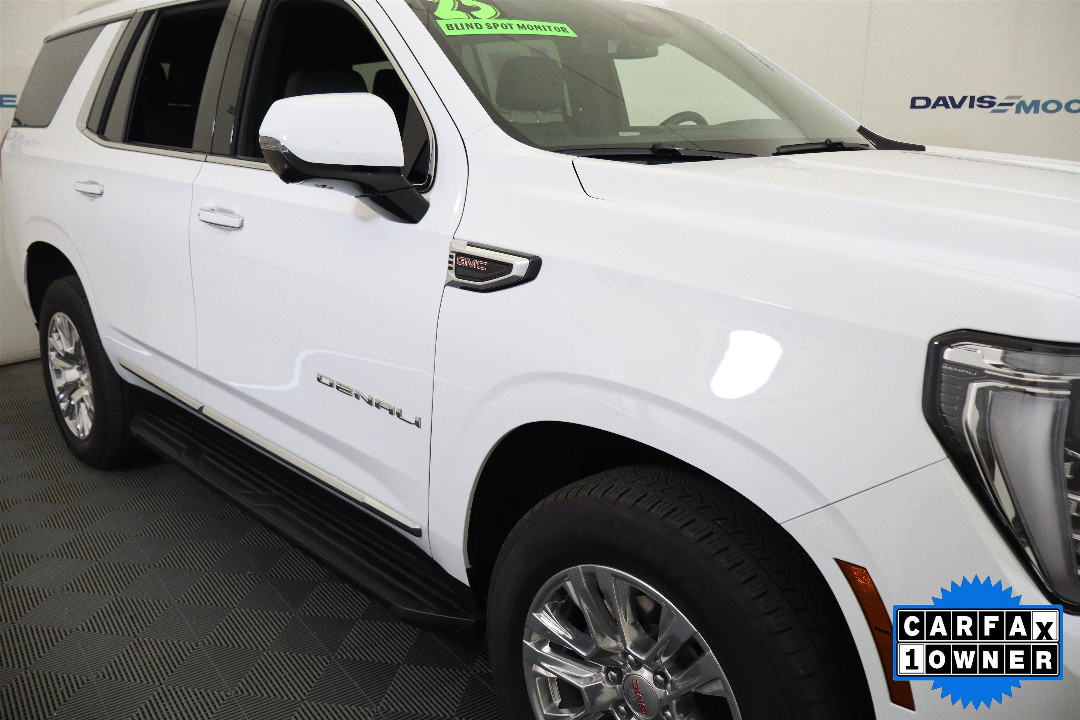 2025 GMC Yukon Denali 4WD