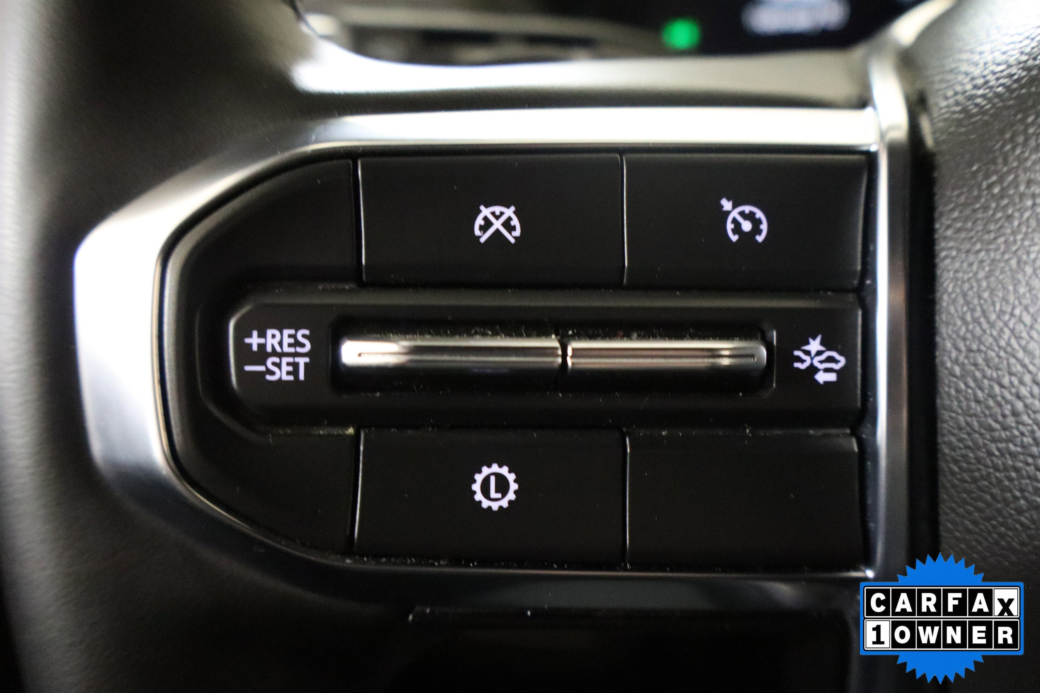 2025 GMC Yukon Denali 4WD