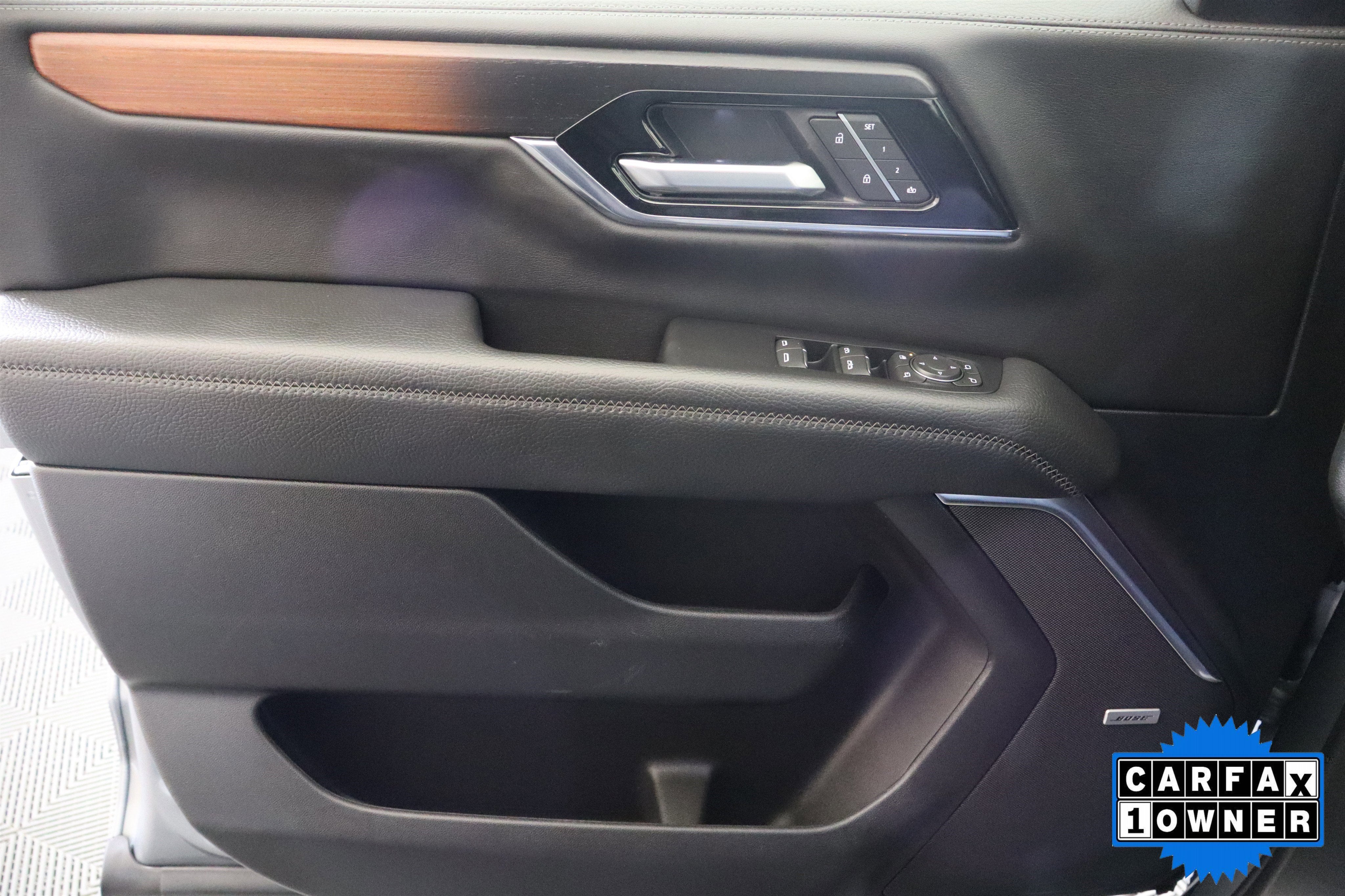 2025 GMC Yukon Denali 4WD