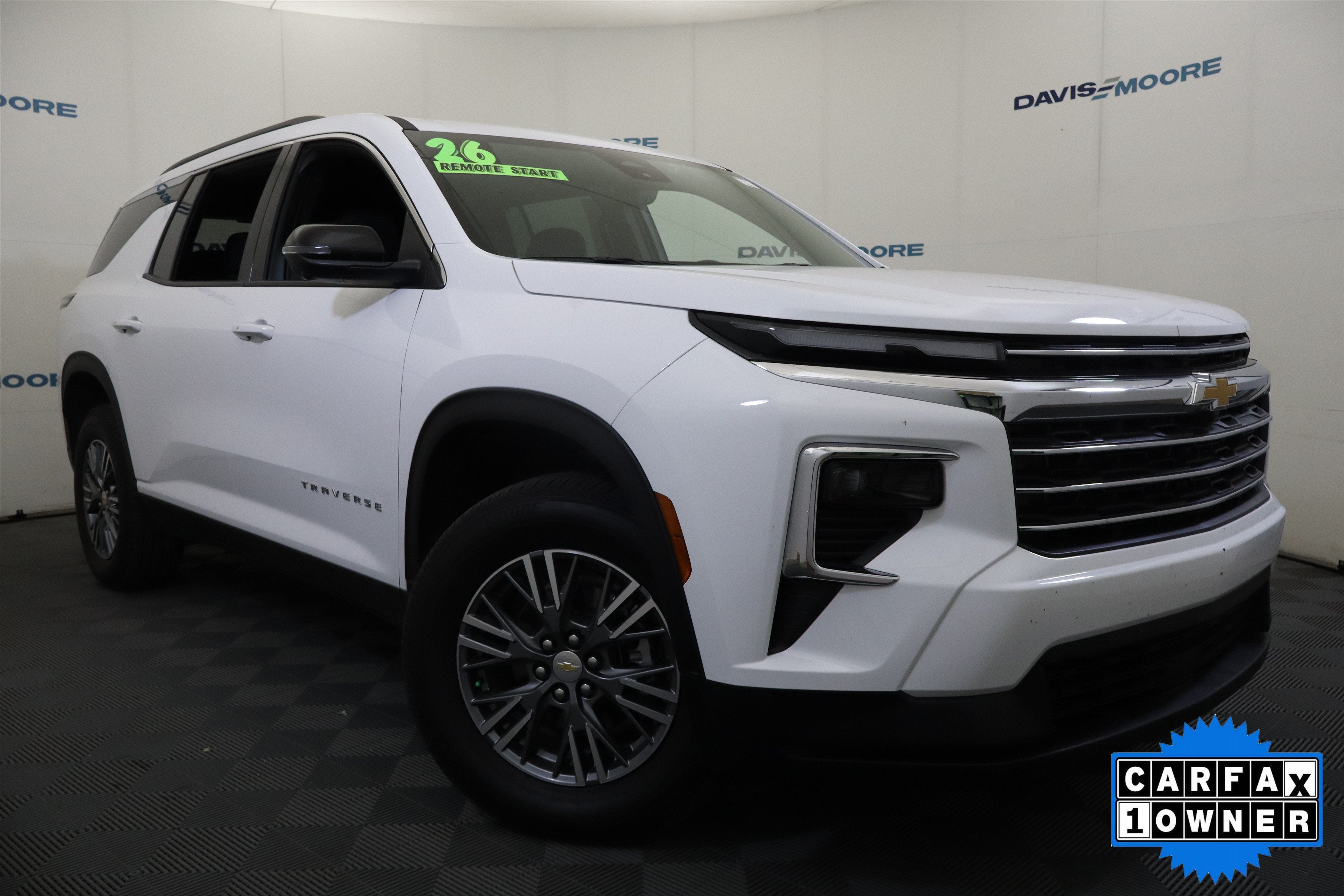 2026 Chevrolet Traverse FWD LT