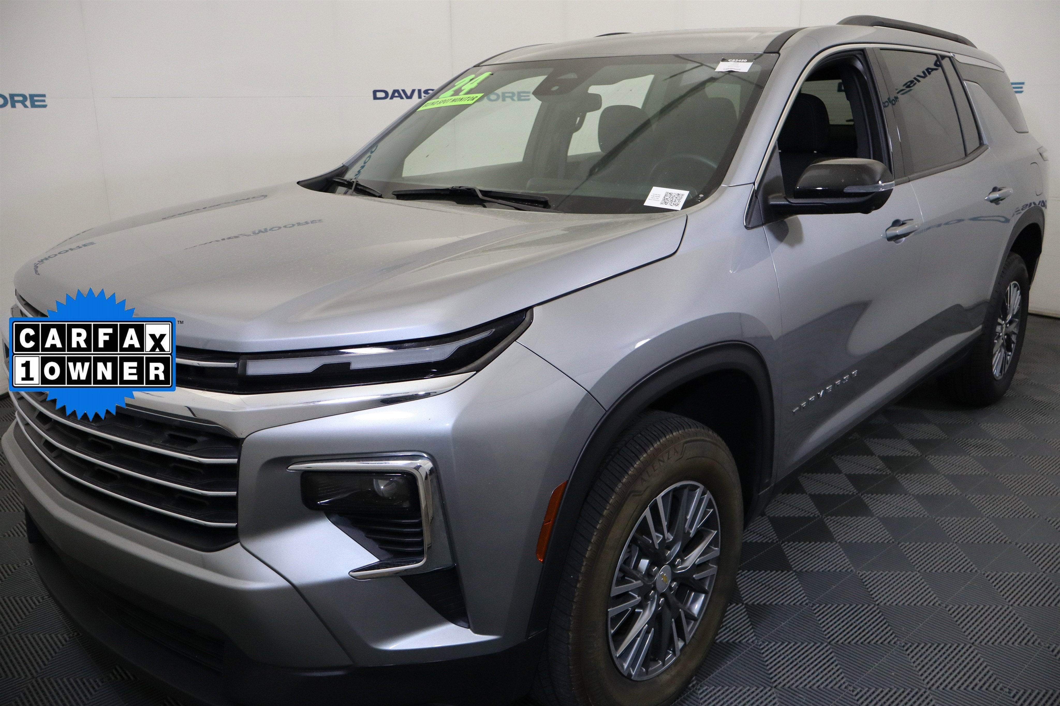 2024 Chevrolet Traverse FWD LT