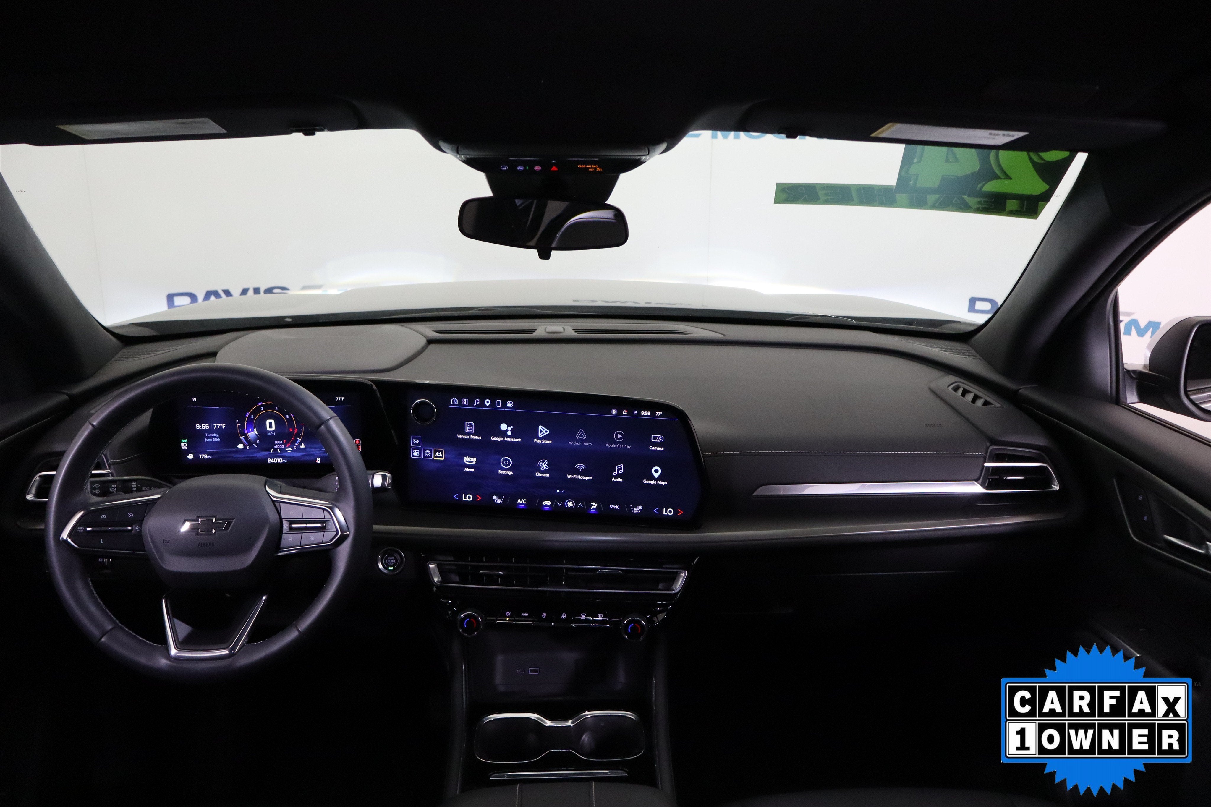 2024 Chevrolet Traverse FWD LT