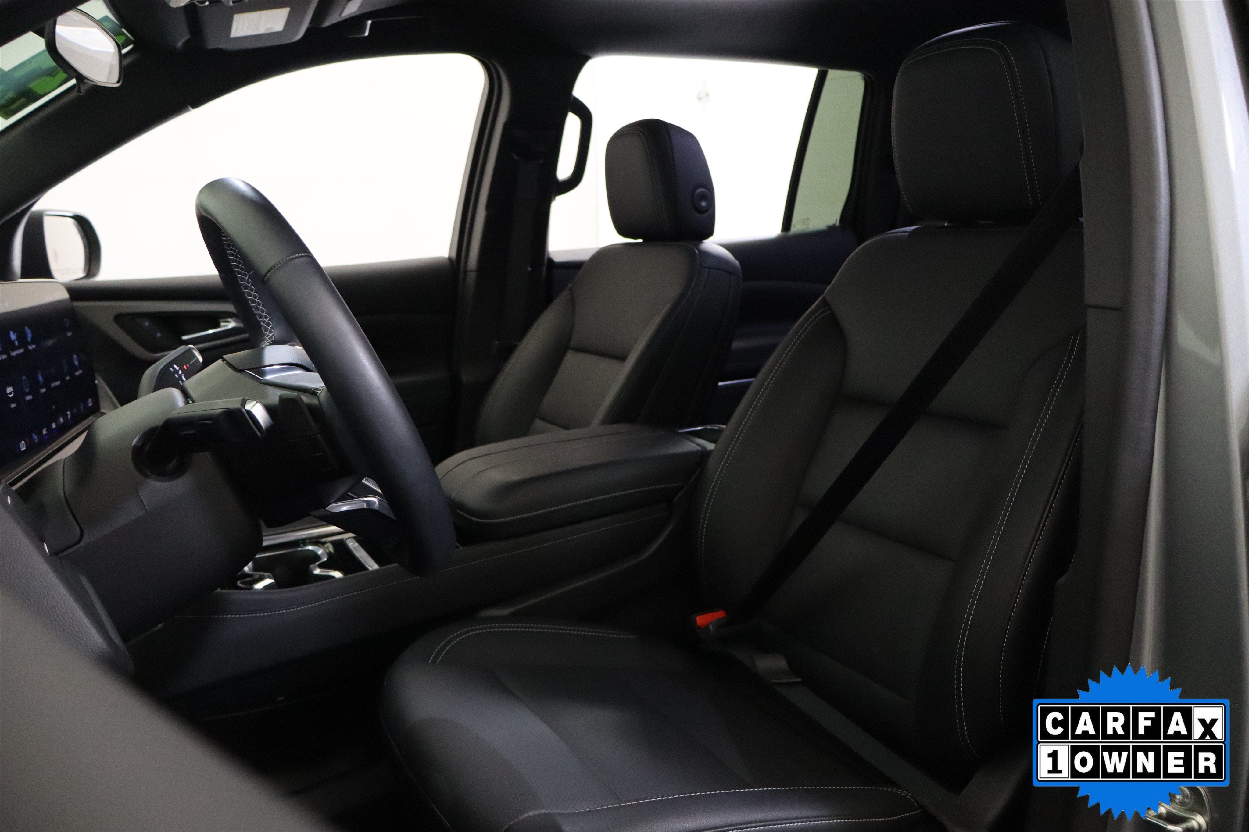 2024 Chevrolet Traverse FWD LT