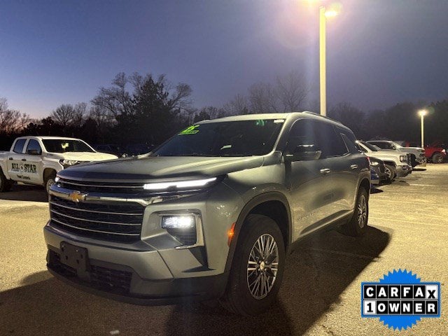 2025 Chevrolet Traverse FWD LT