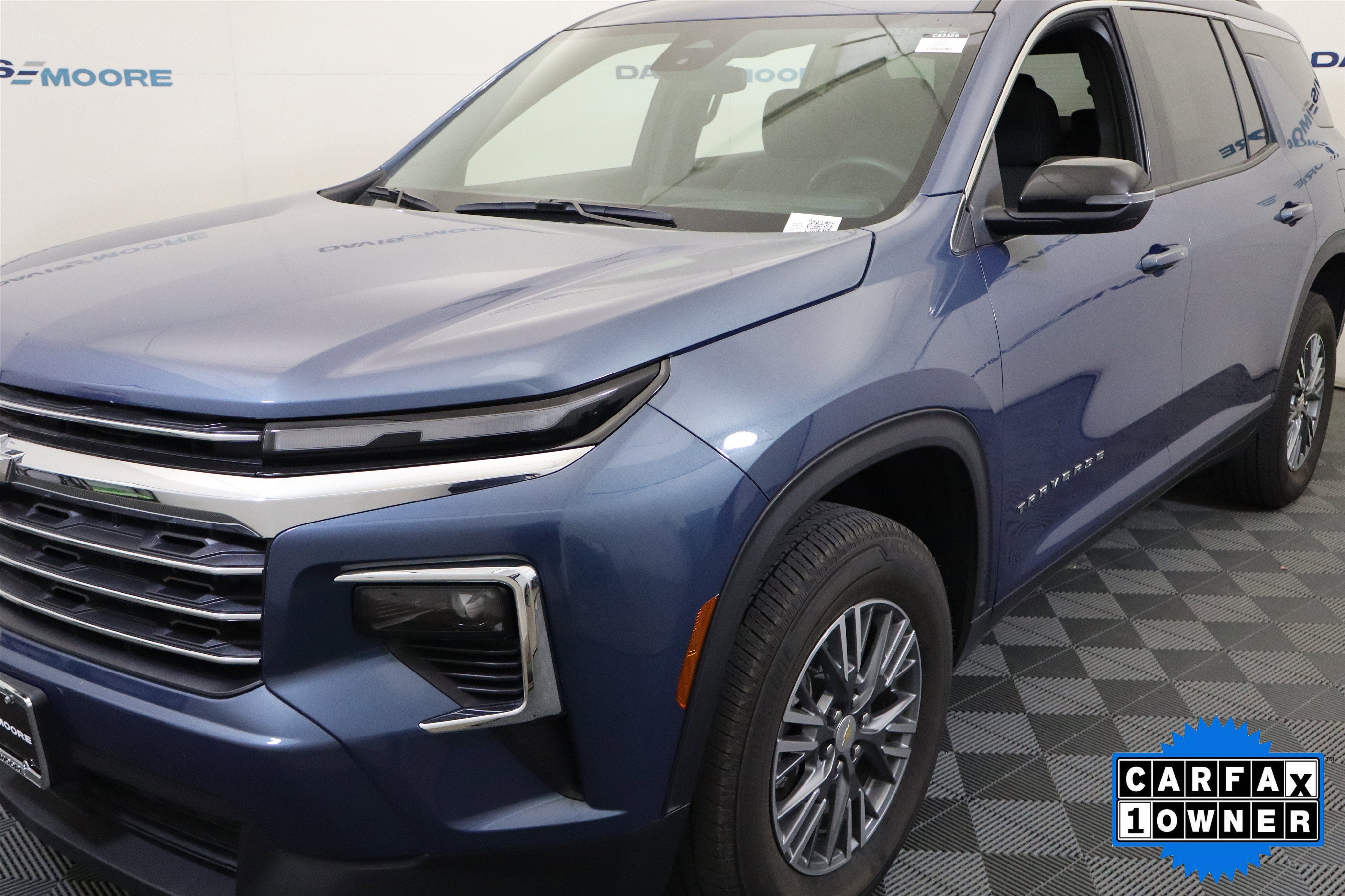 2025 Chevrolet Traverse FWD LT