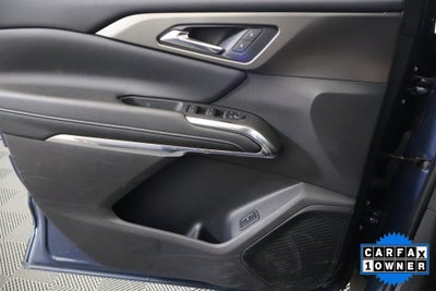 2025 Chevrolet Traverse FWD LT