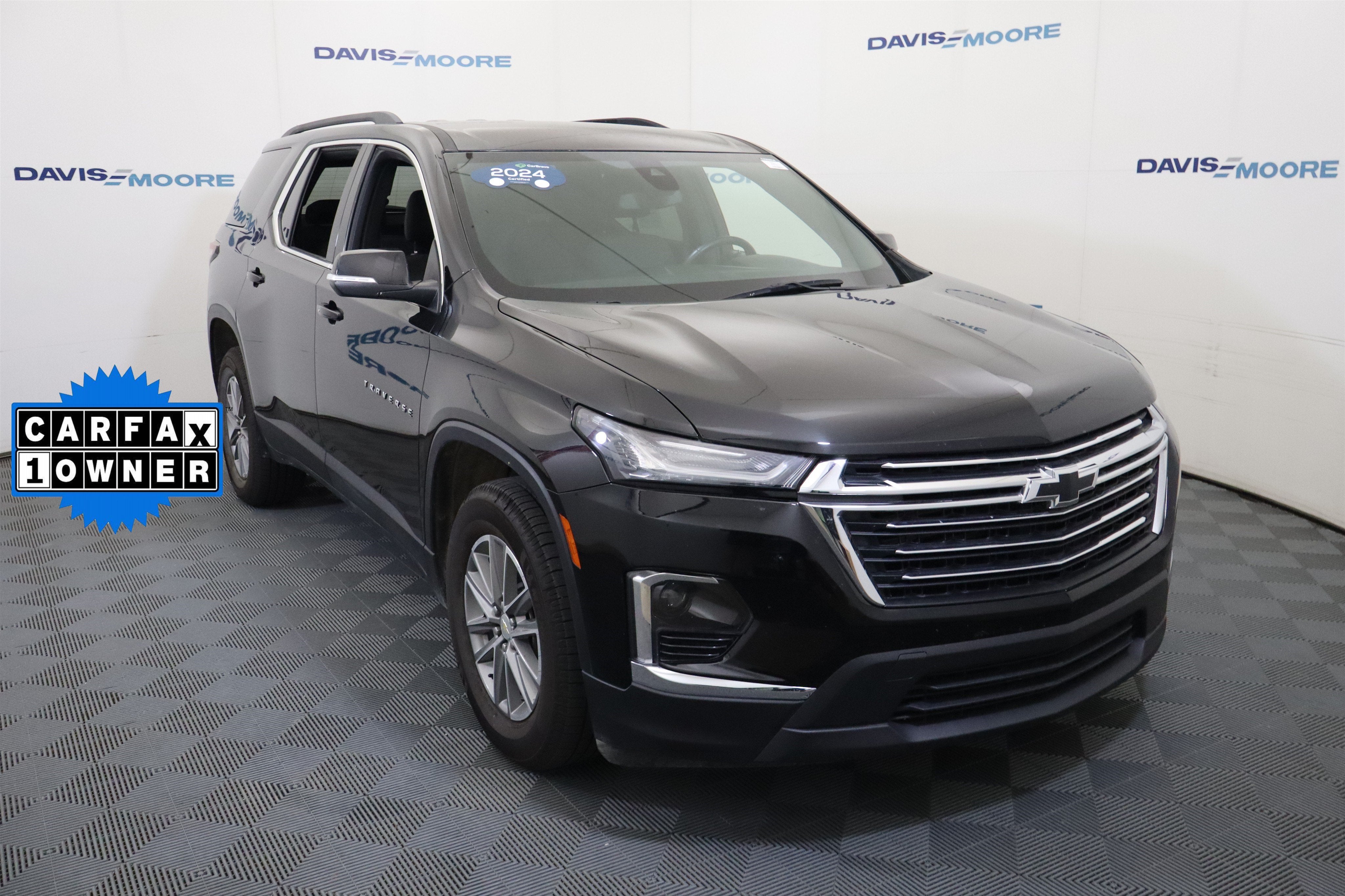2024 Chevrolet Traverse Limited LT Cloth
