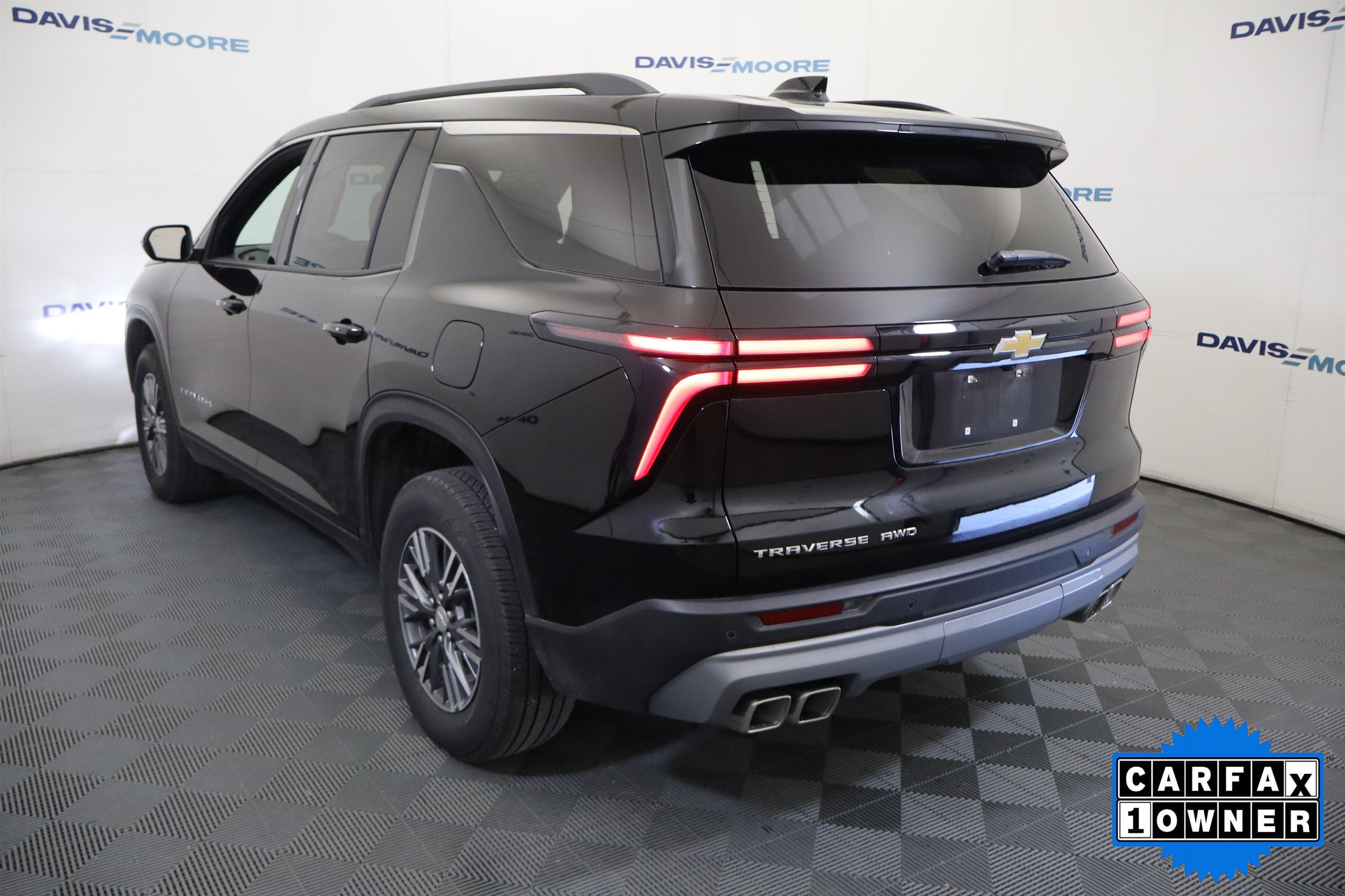 2026 Chevrolet Traverse AWD LT