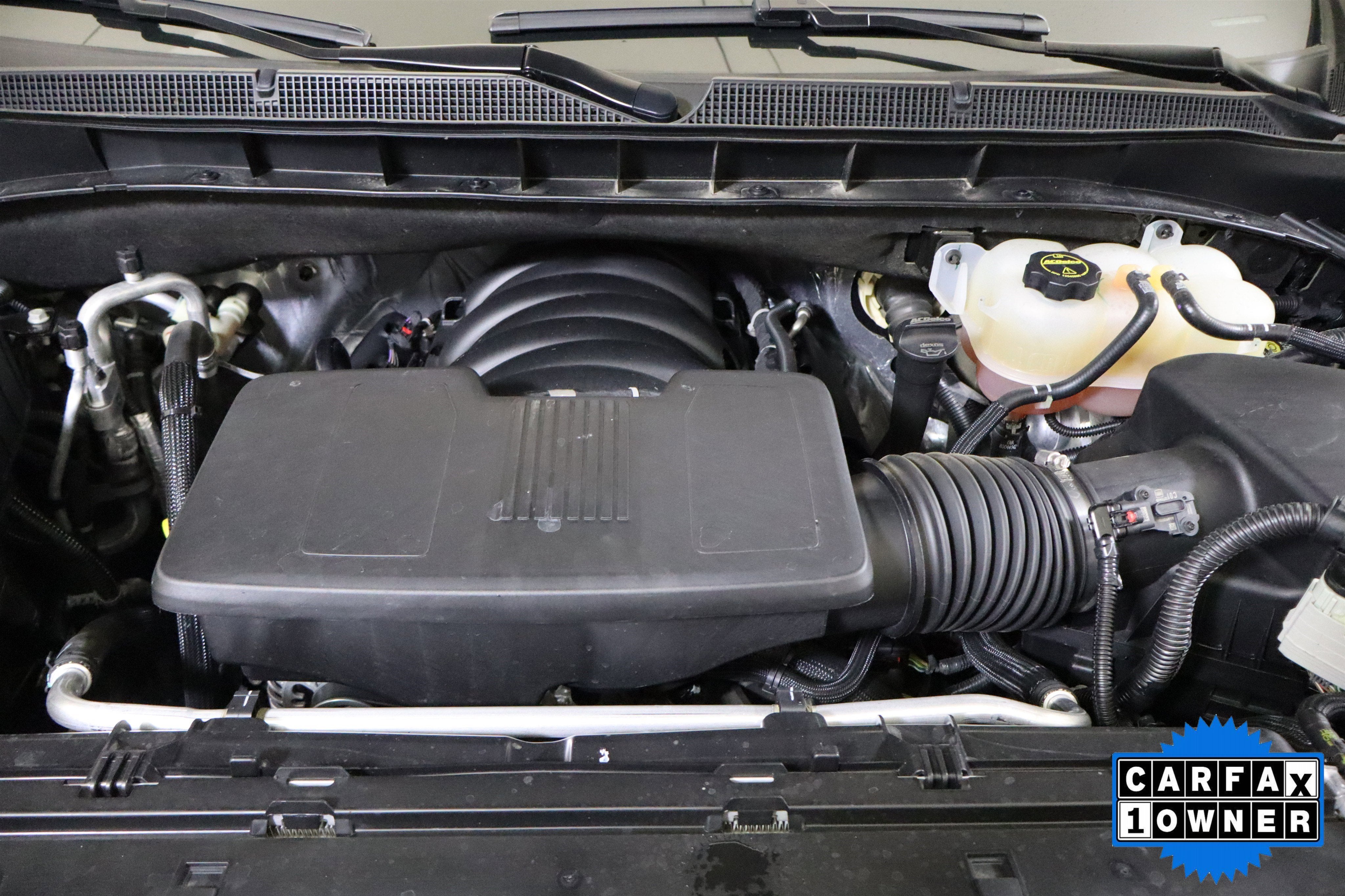 2025 Chevrolet Suburban LT 4WD