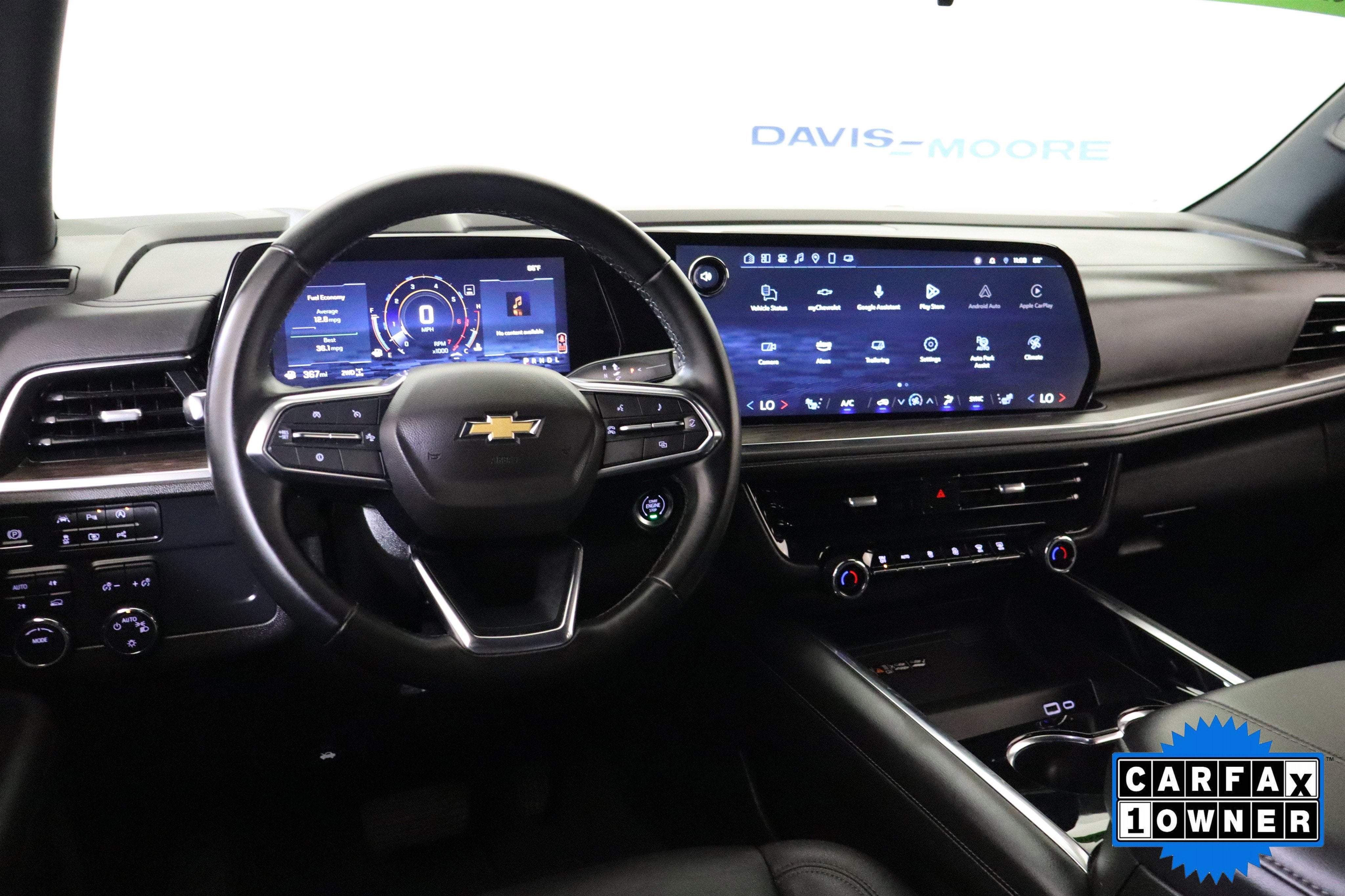 2025 Chevrolet Suburban LT 4WD