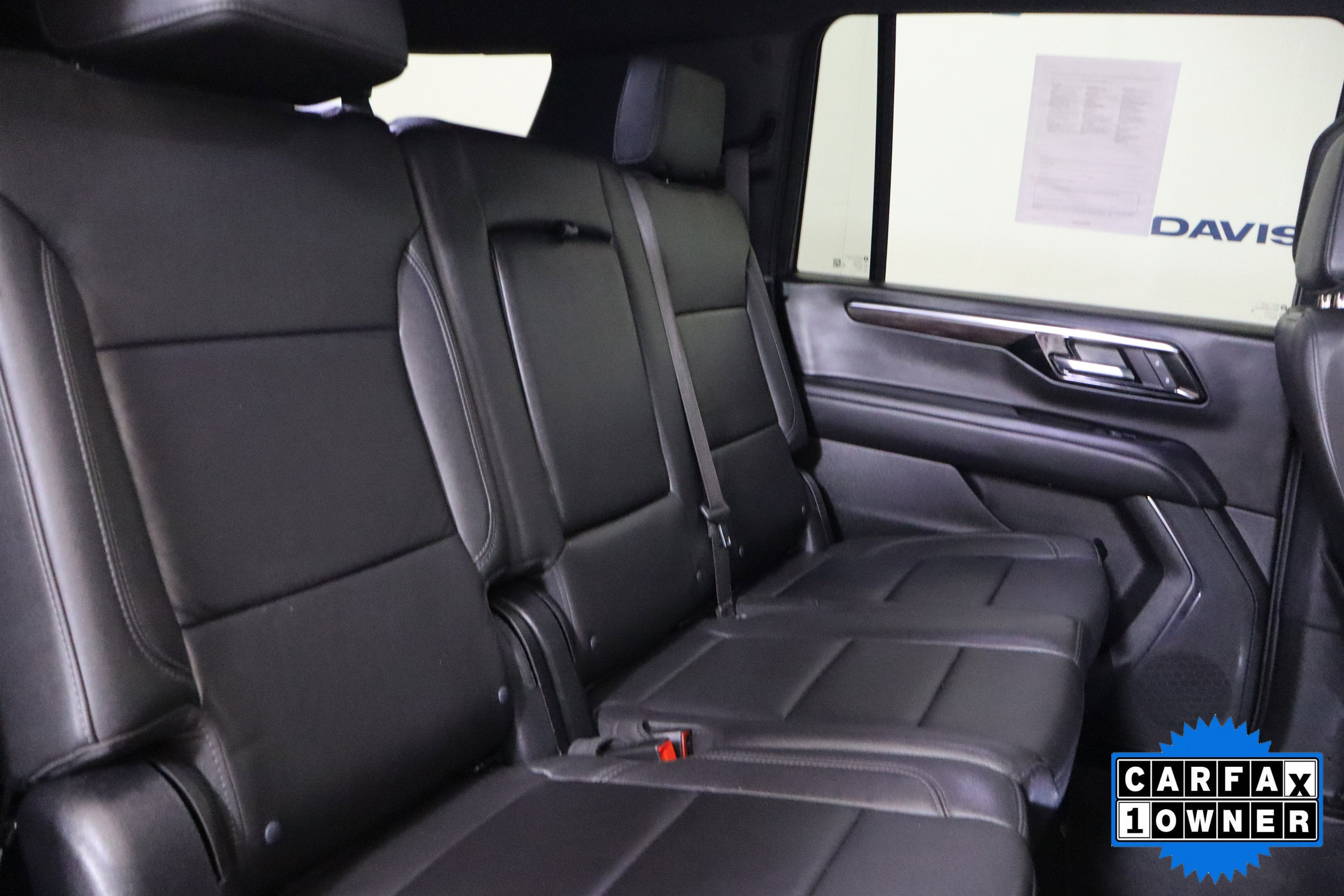 2025 Chevrolet Suburban LT 4WD