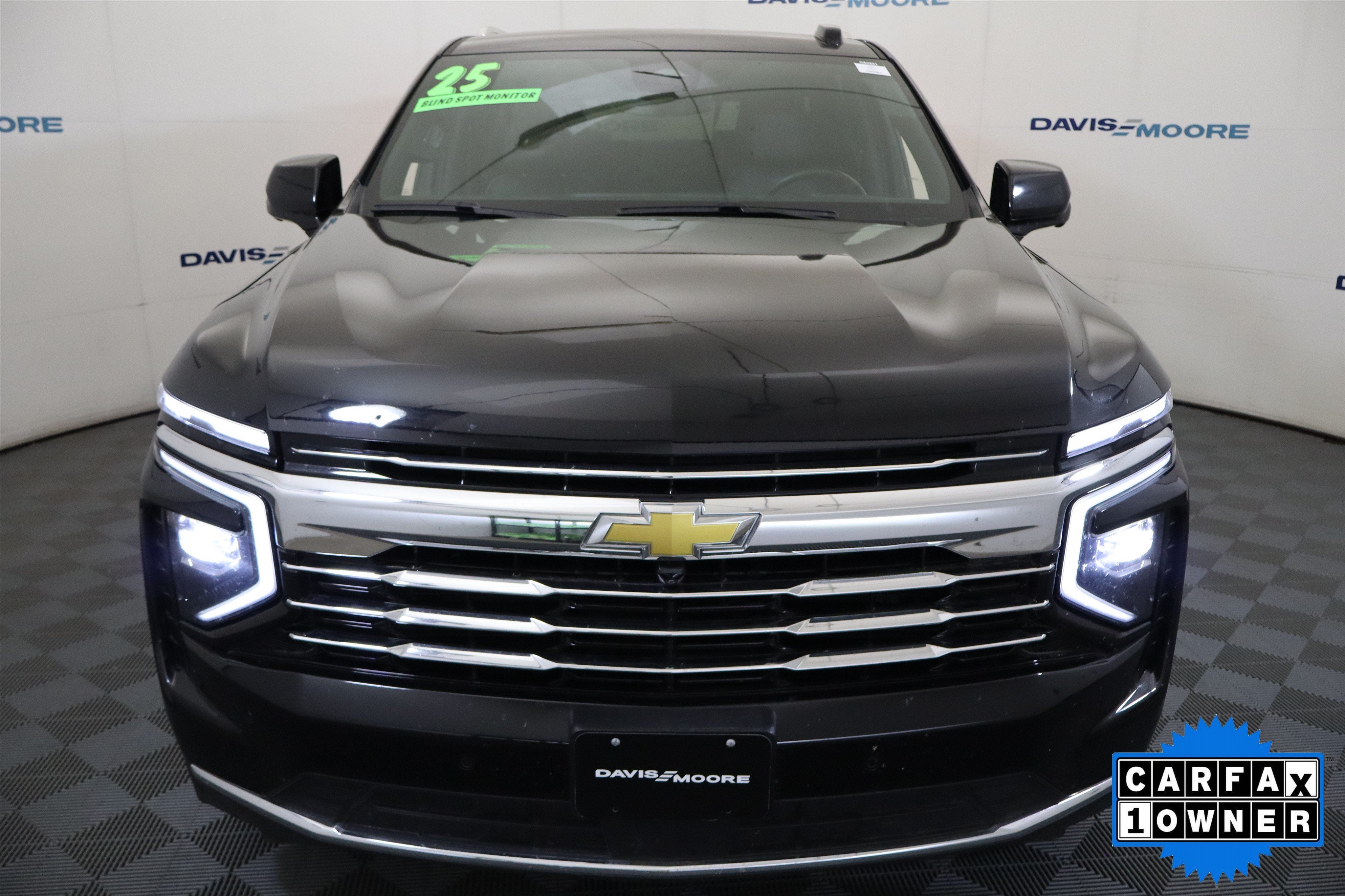 2025 Chevrolet Suburban LT 4WD