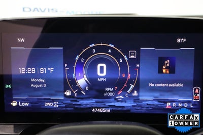 2025 Chevrolet Suburban LT 4WD
