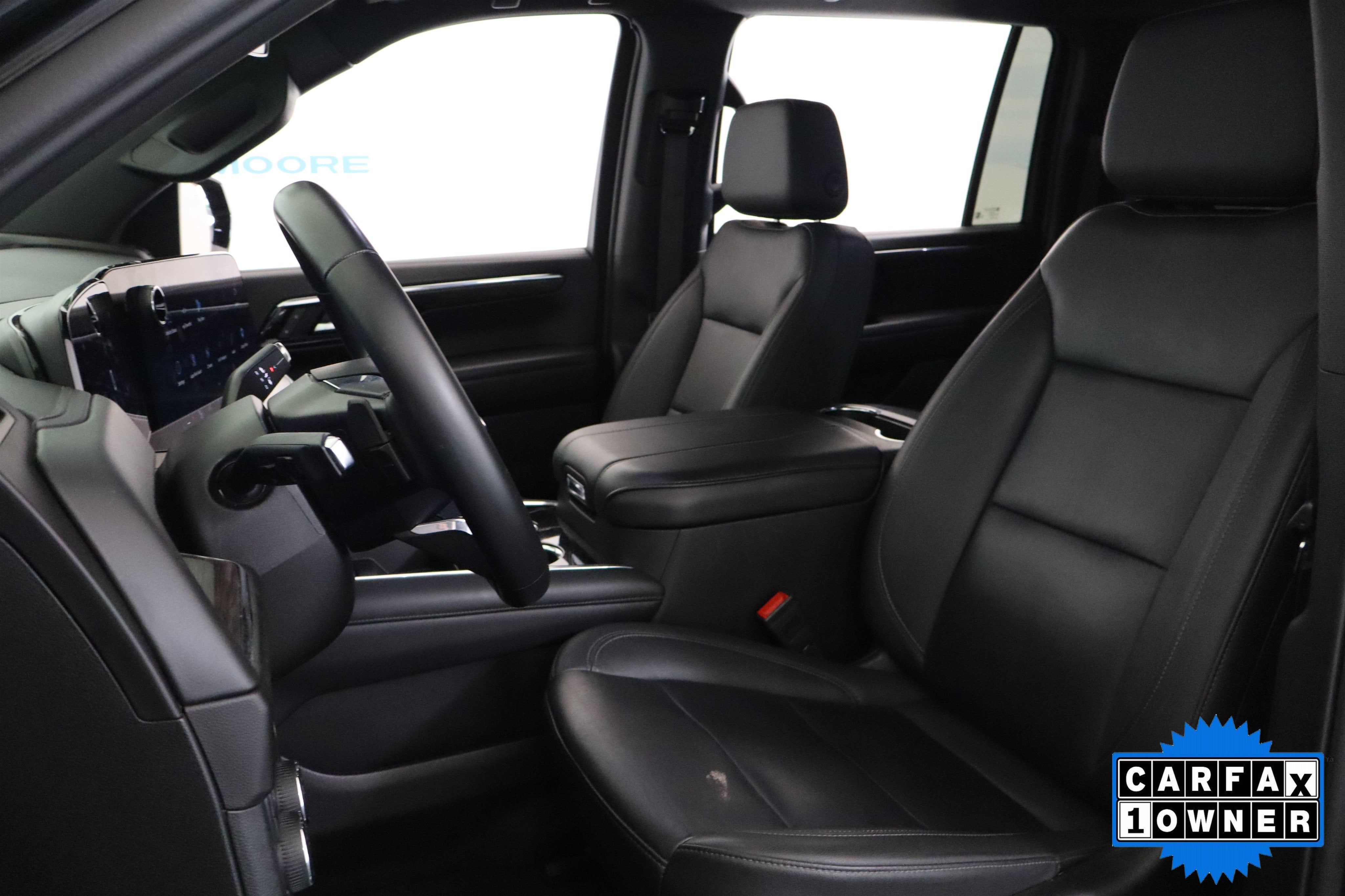 2025 Chevrolet Suburban LT 4WD