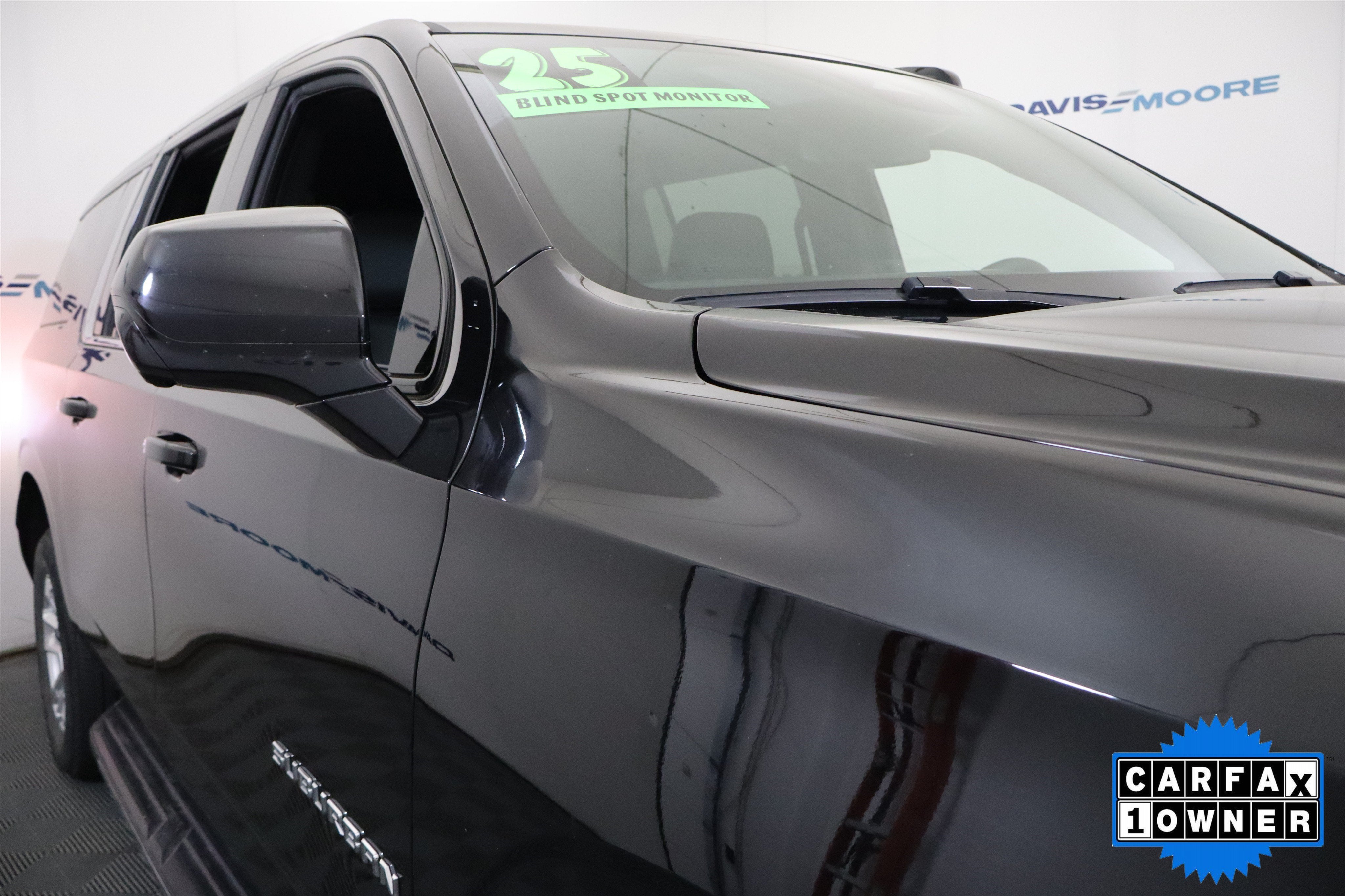 2025 Chevrolet Suburban LT 4WD