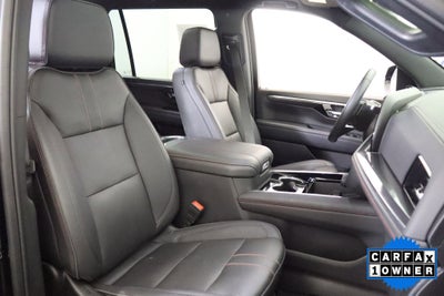 2025 Chevrolet Suburban RST 4WD