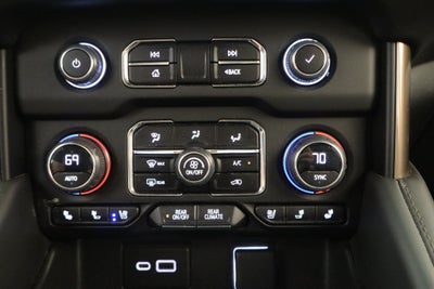 2023 Chevrolet Tahoe High Country 4WD