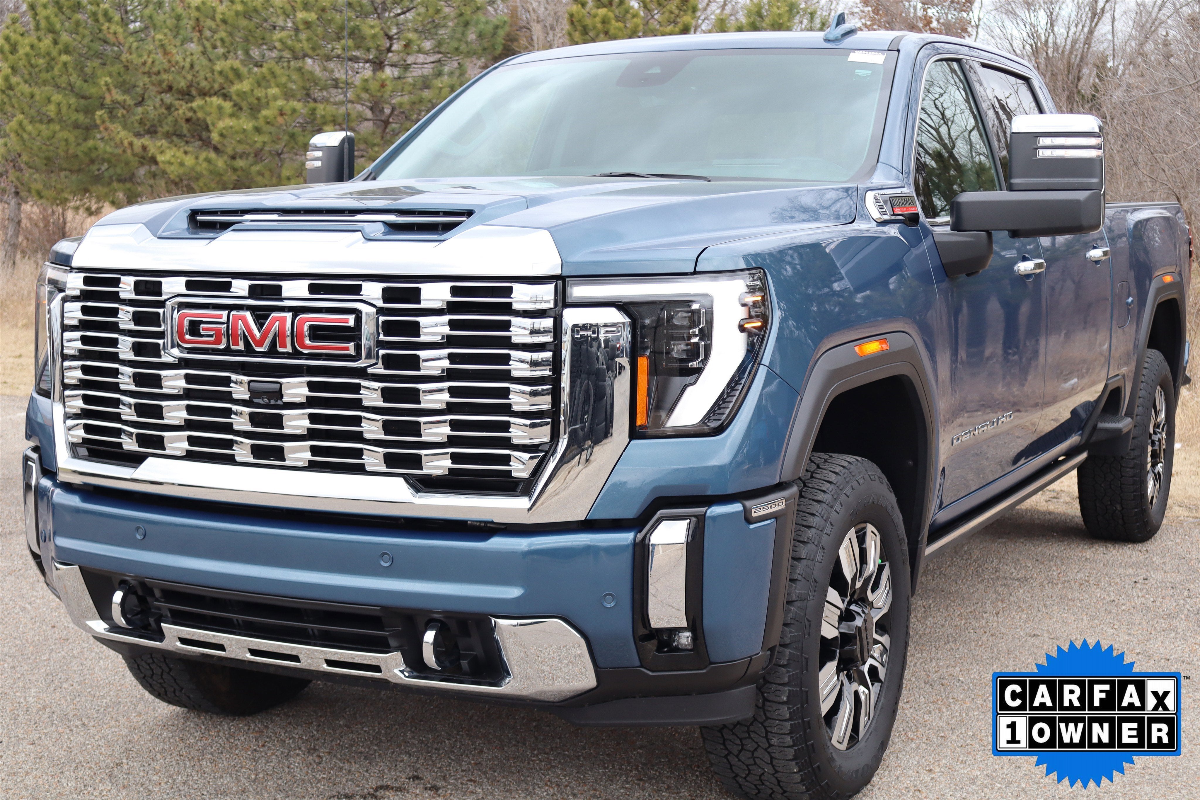 2025 GMC Sierra 2500HD Denali Crew Cab 4WD