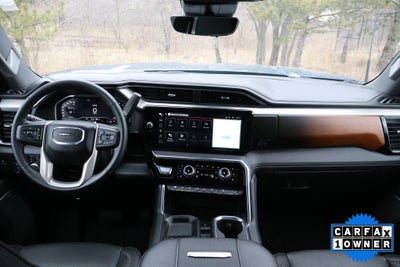 2025 GMC Sierra 2500HD Denali Crew Cab 4WD