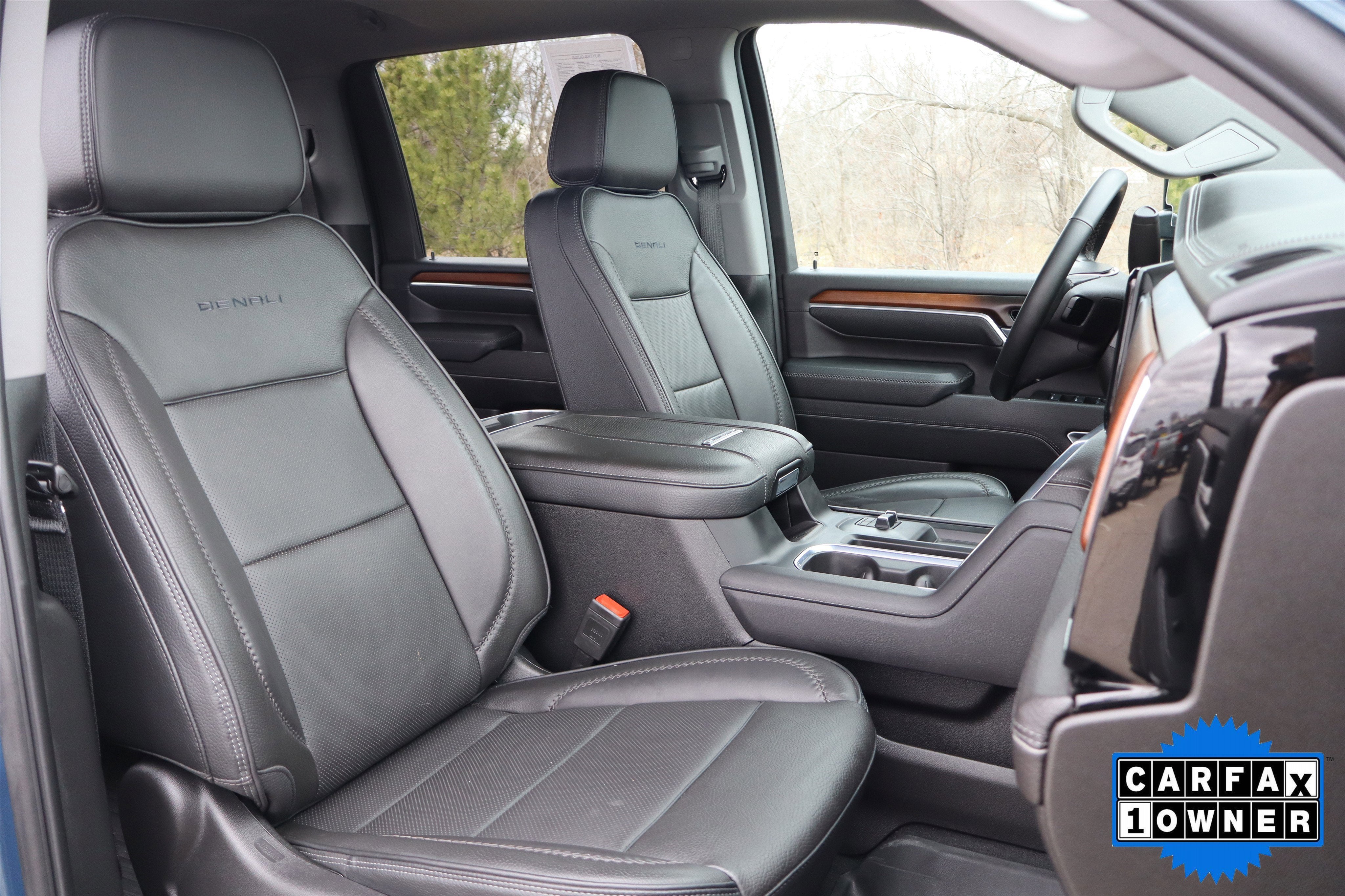 2025 GMC Sierra 2500HD Denali Crew Cab 4WD