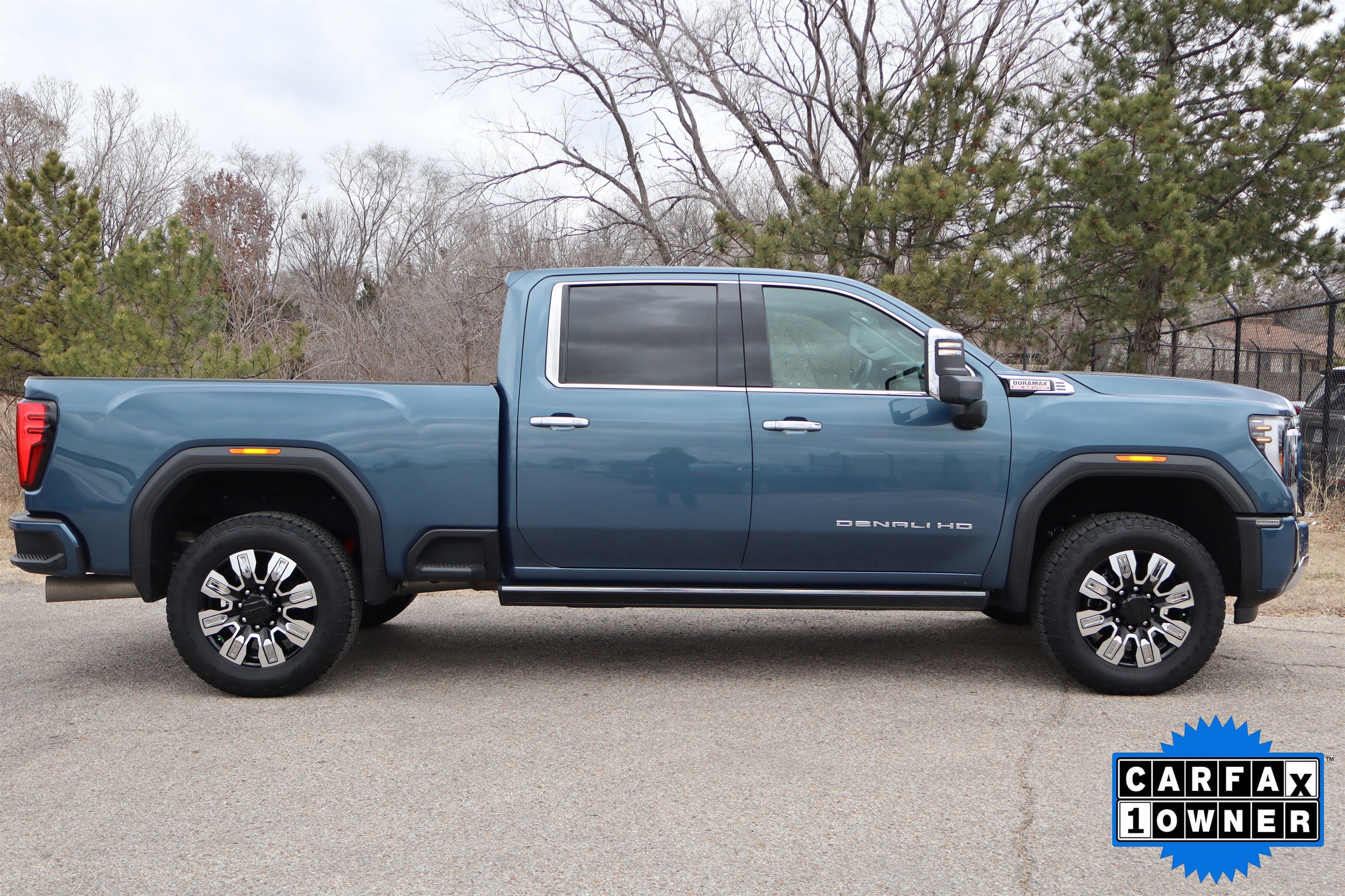 2025 GMC Sierra 2500HD Denali Crew Cab 4WD