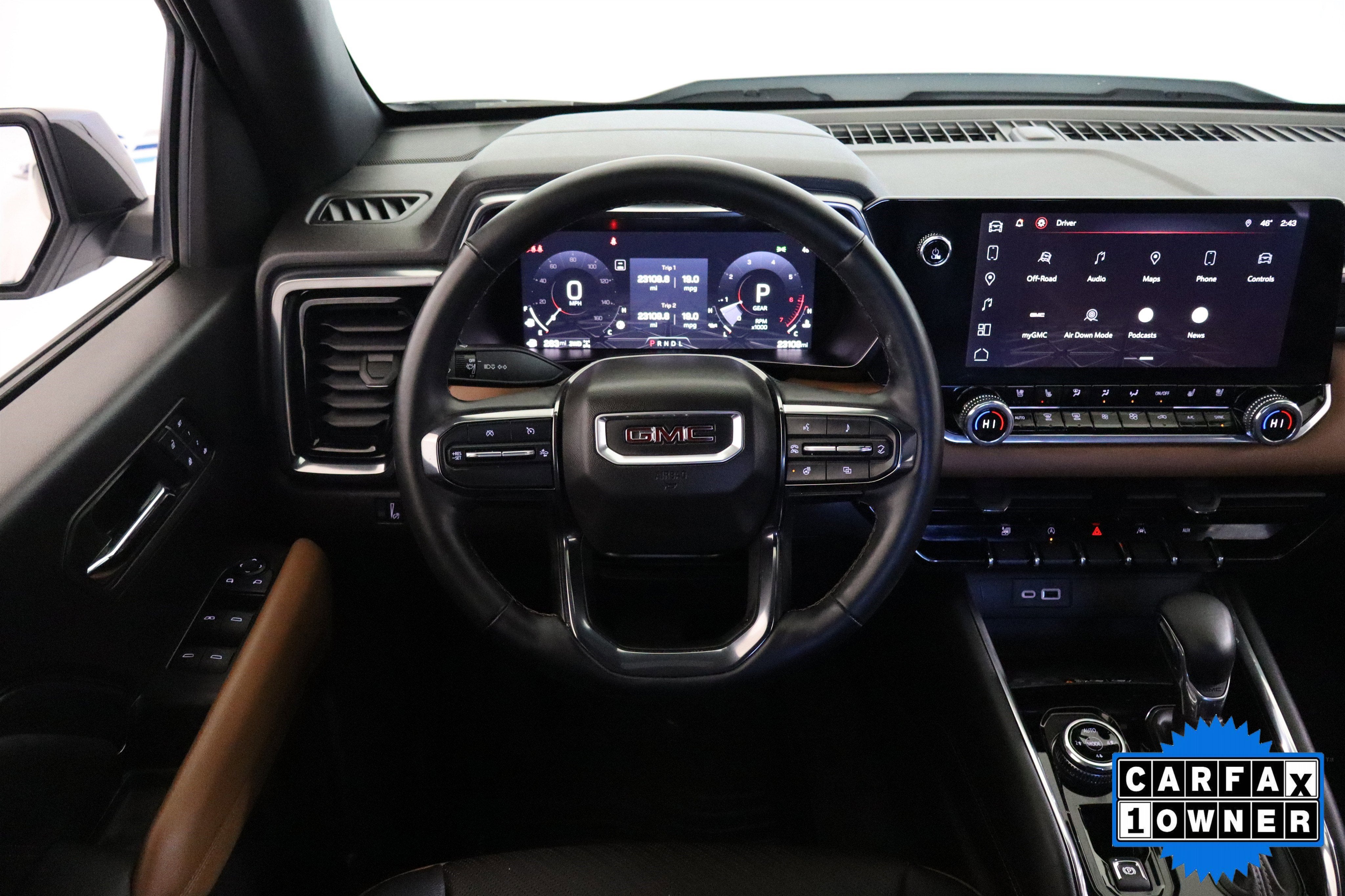 2024 GMC Canyon 4WD AT4 Crew Cab