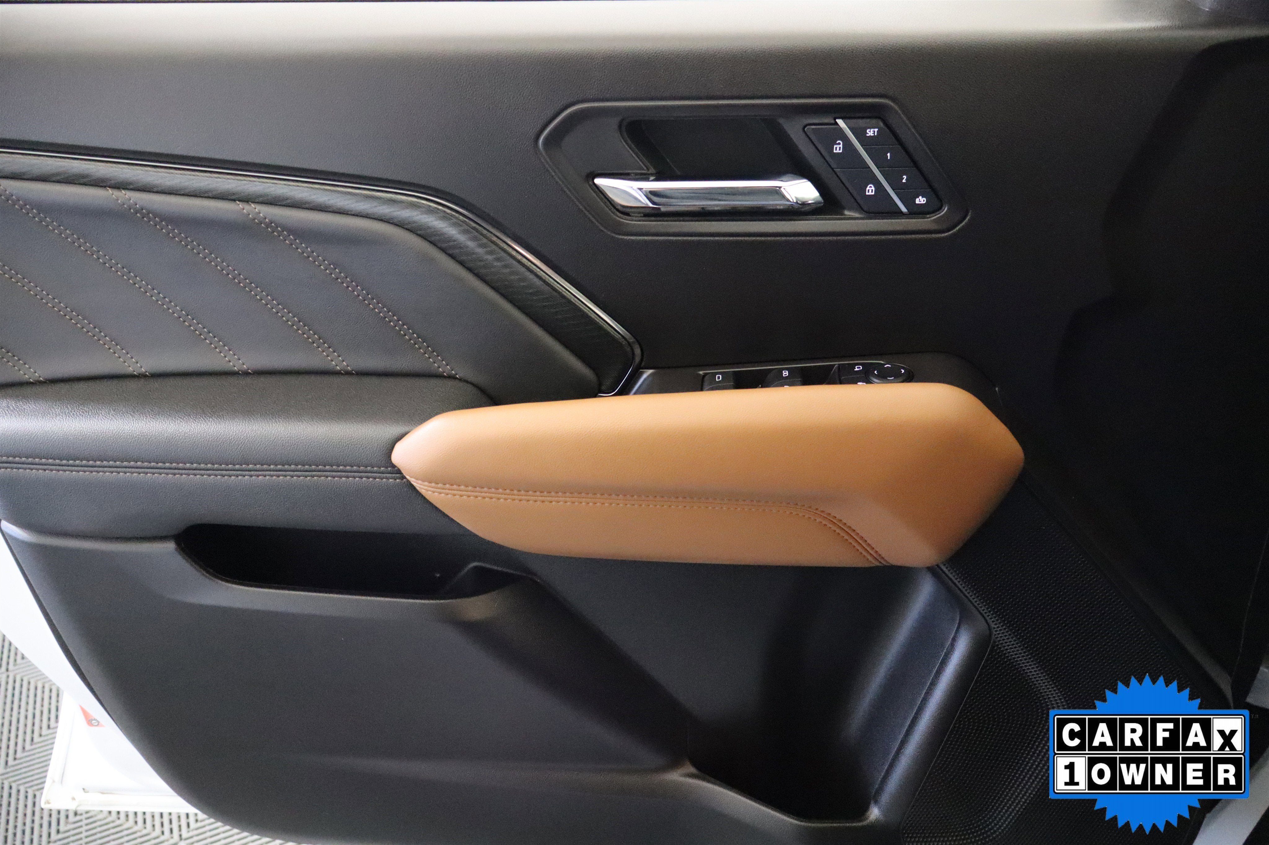 2024 GMC Canyon 4WD AT4 Crew Cab