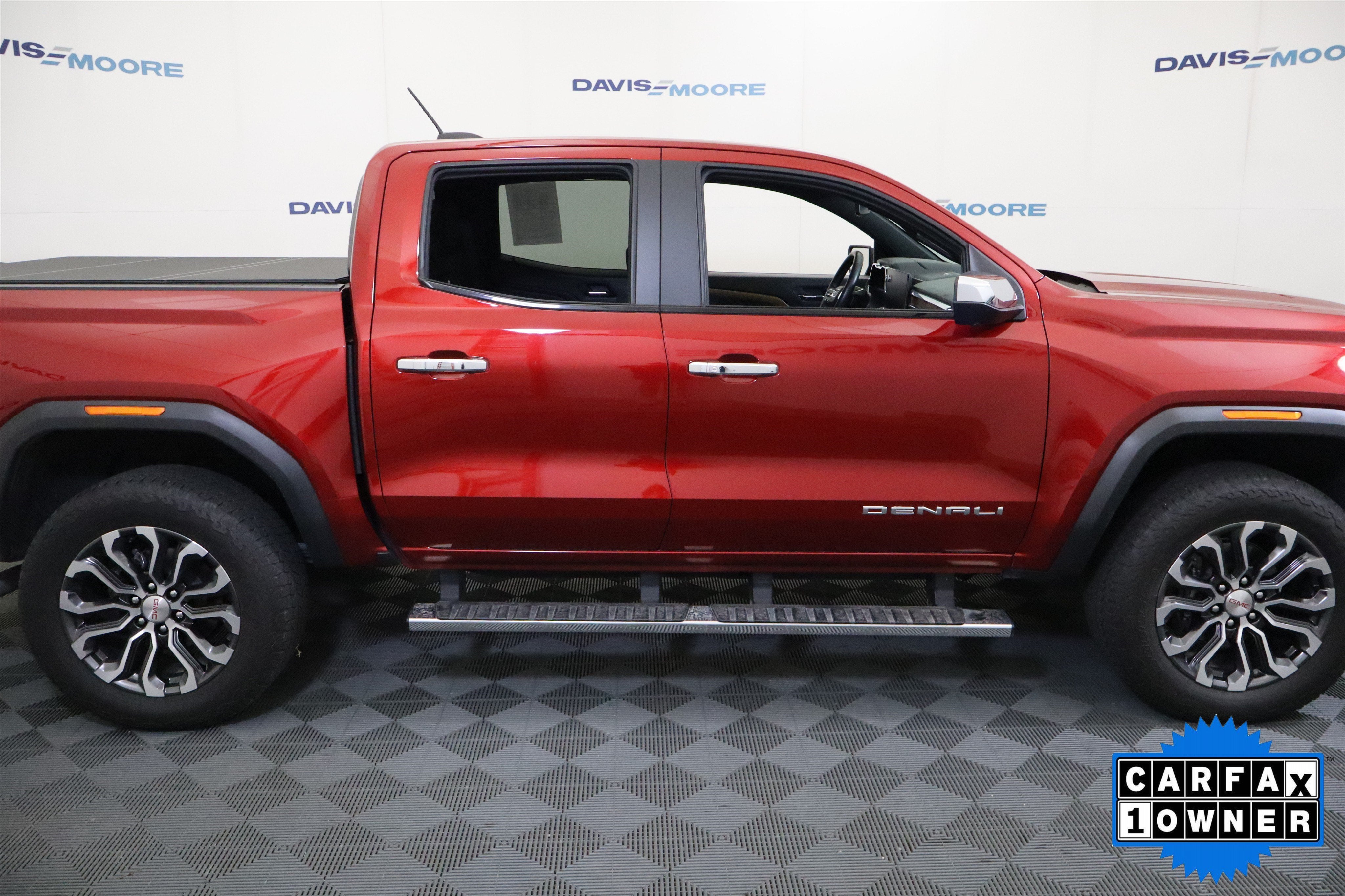 2024 GMC Canyon 4WD Denali