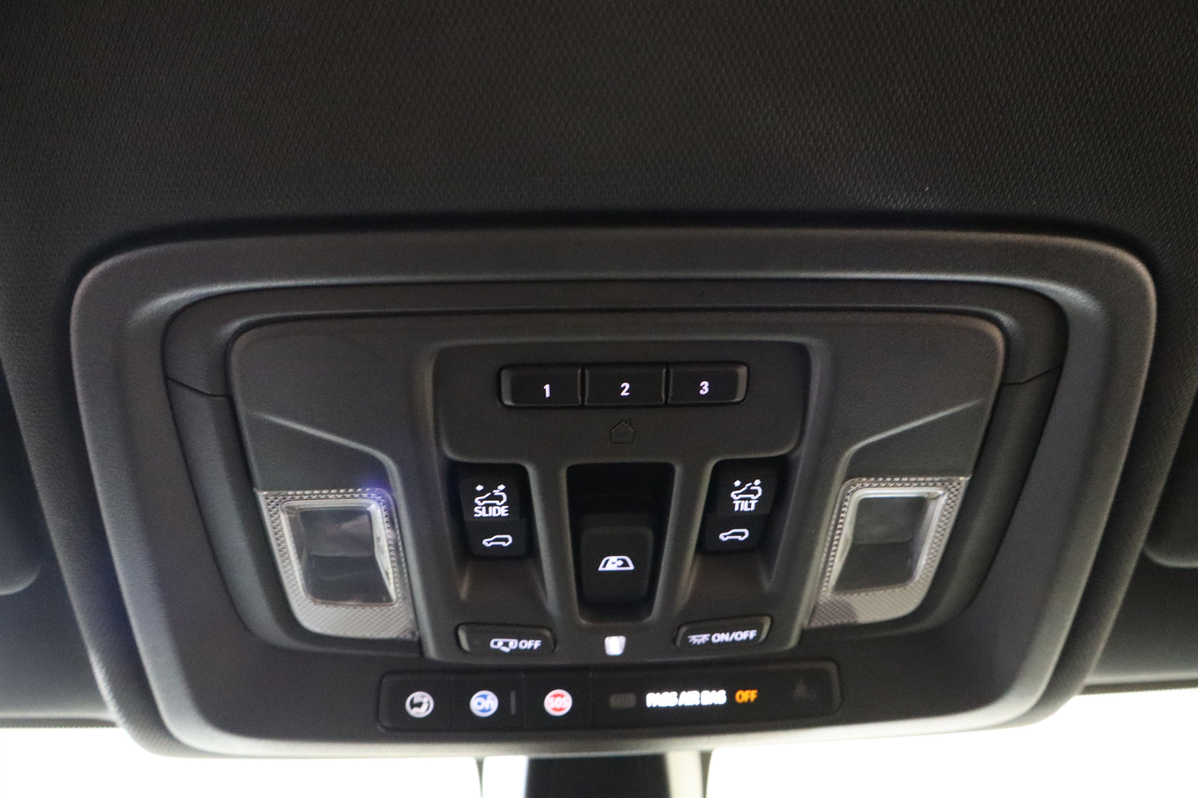 2021 GMC Sierra 1500 AT4 Crew Cab 4WD
