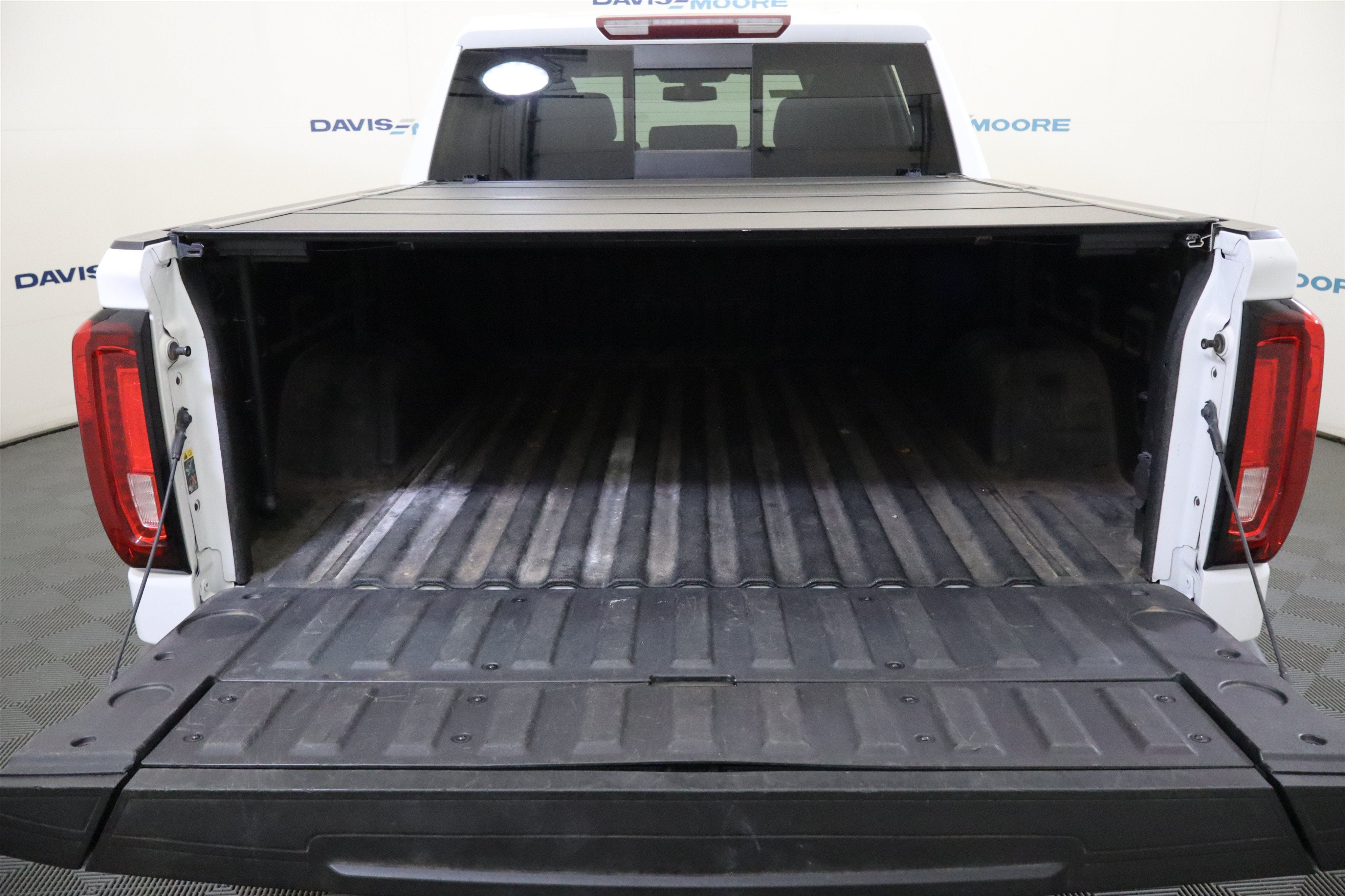 2021 GMC Sierra 1500 AT4 Crew Cab 4WD