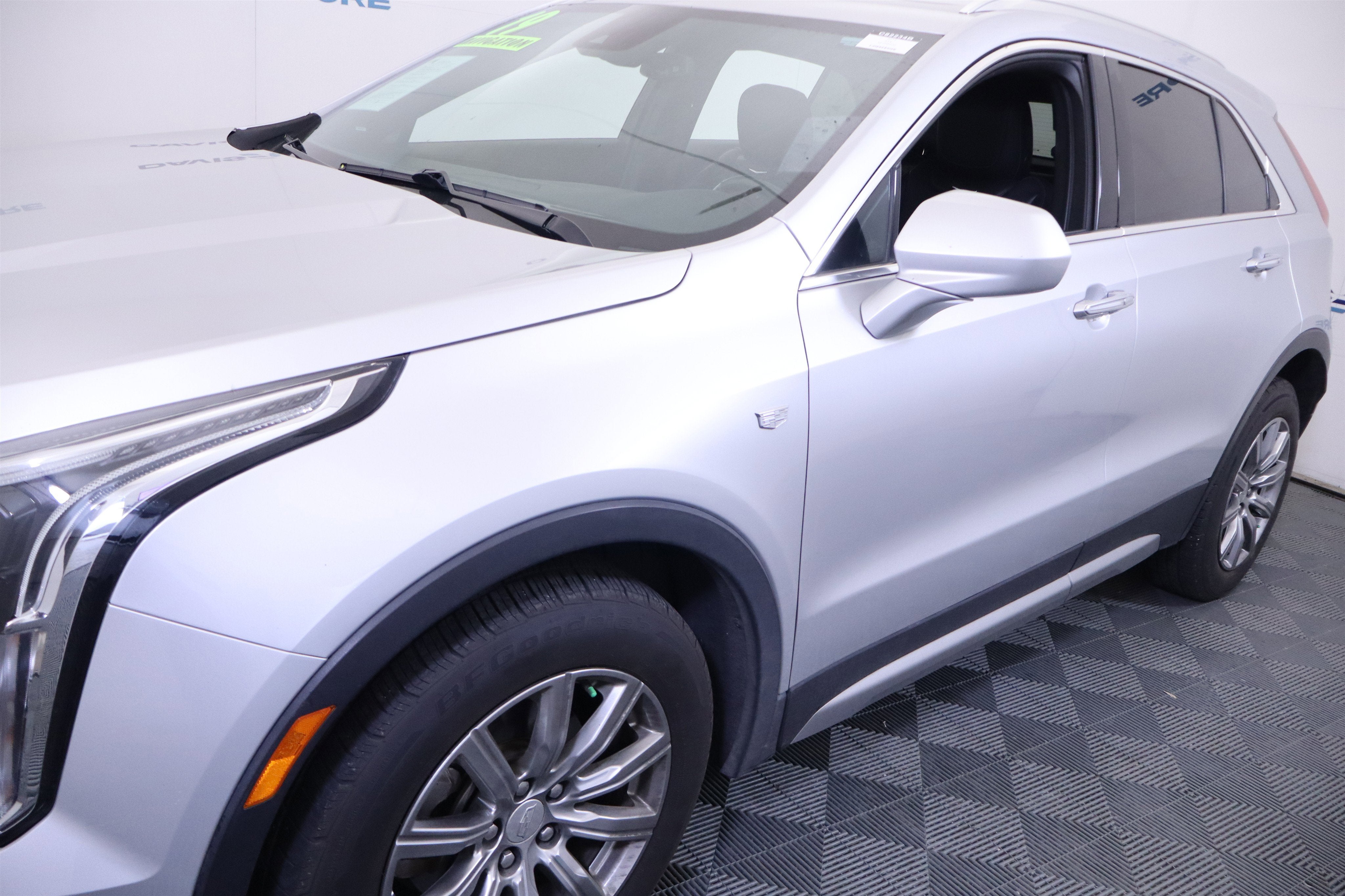 2019 Cadillac XT4 AWD Premium Luxury