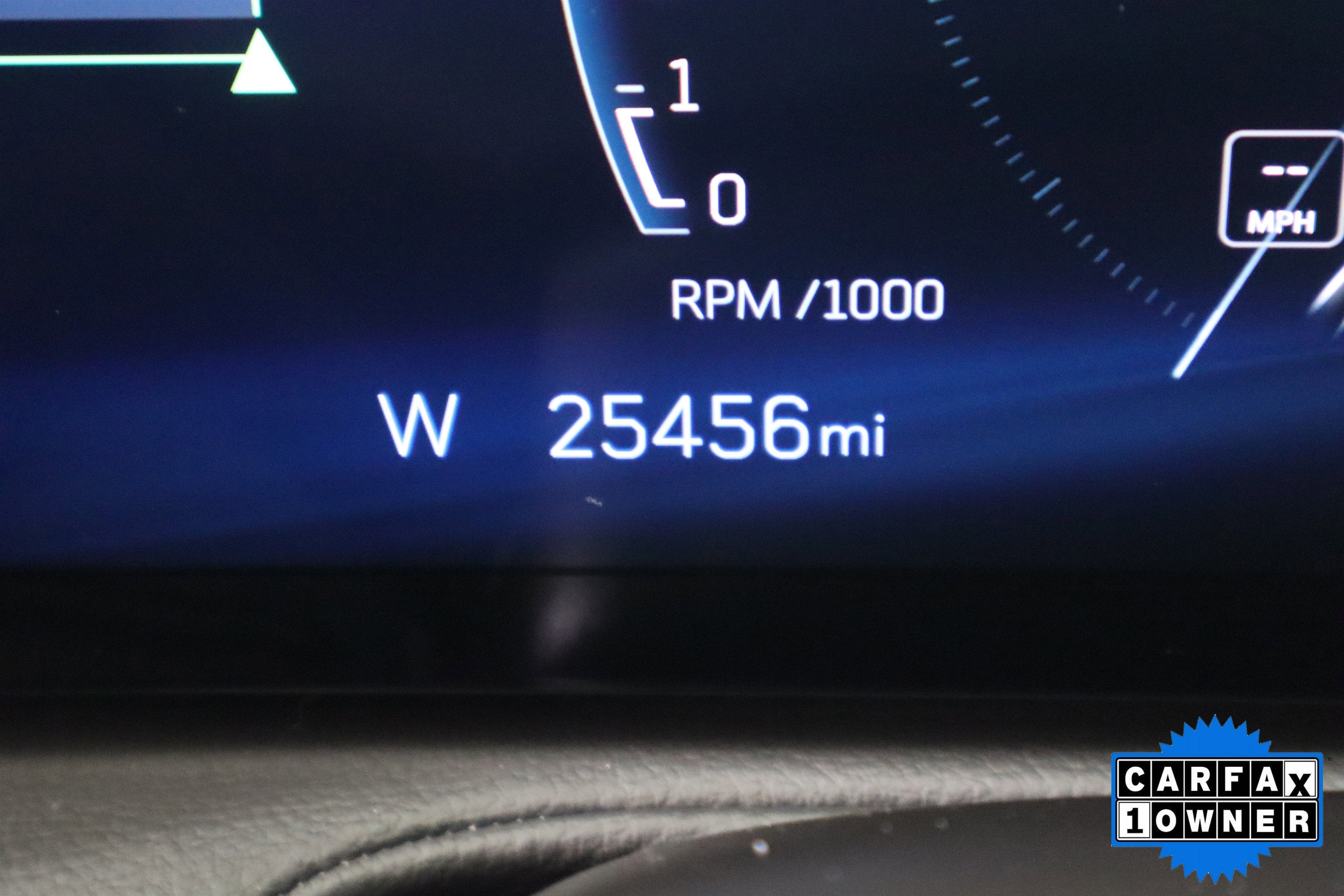 2025 Cadillac XT4 AWD Premium Luxury