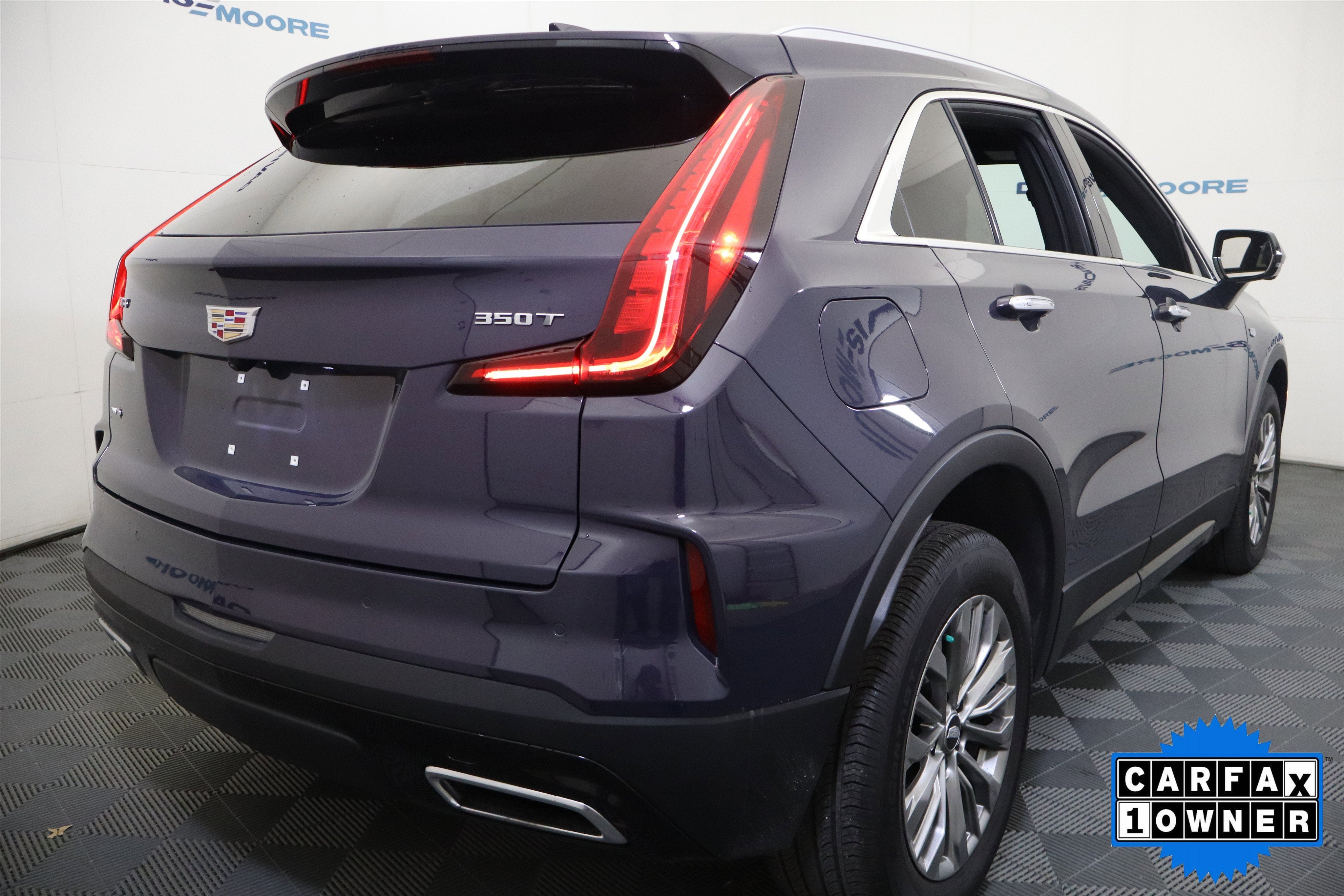 2025 Cadillac XT4 AWD Premium Luxury