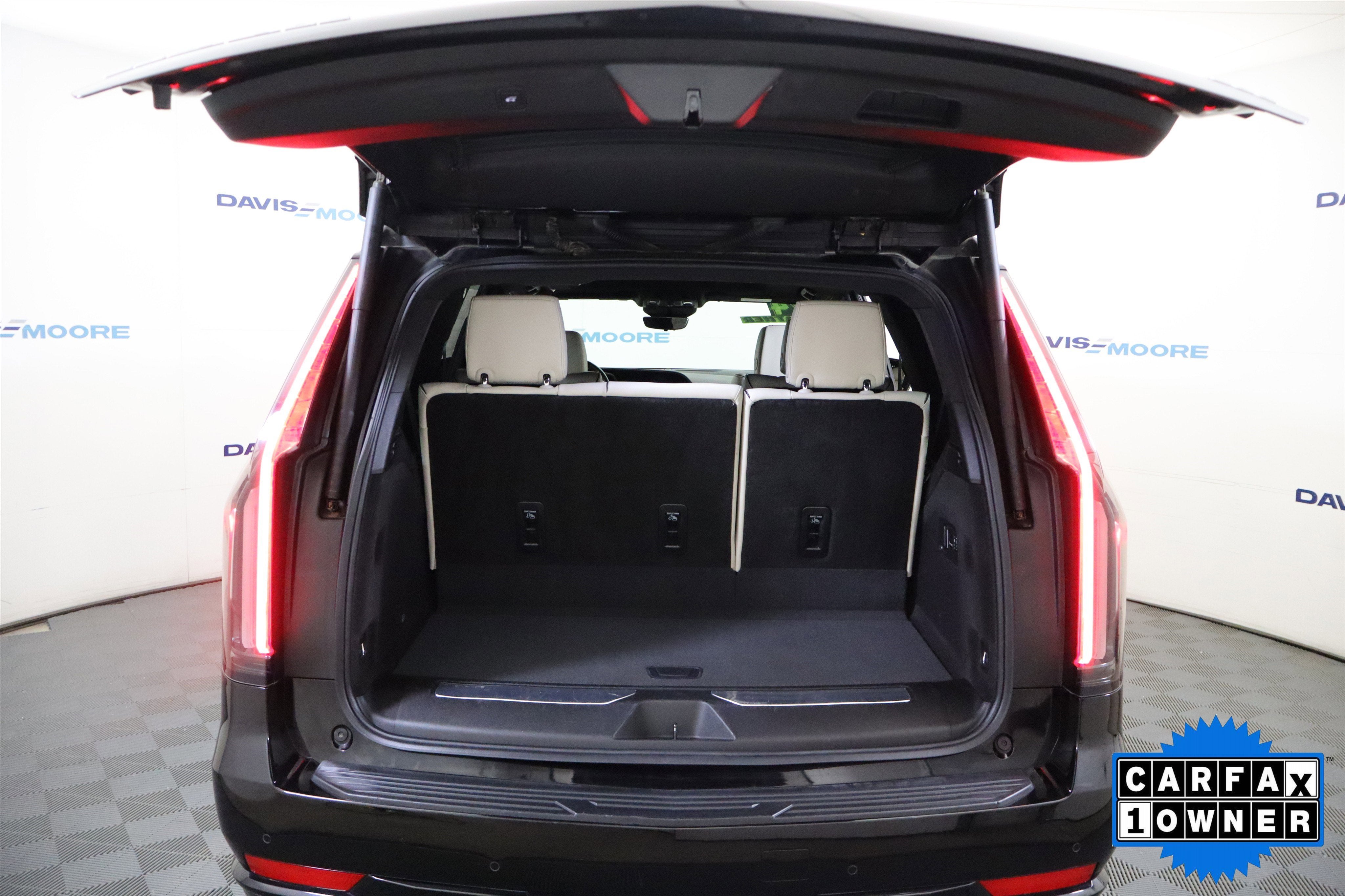 2024 Cadillac Escalade 4WD Sport