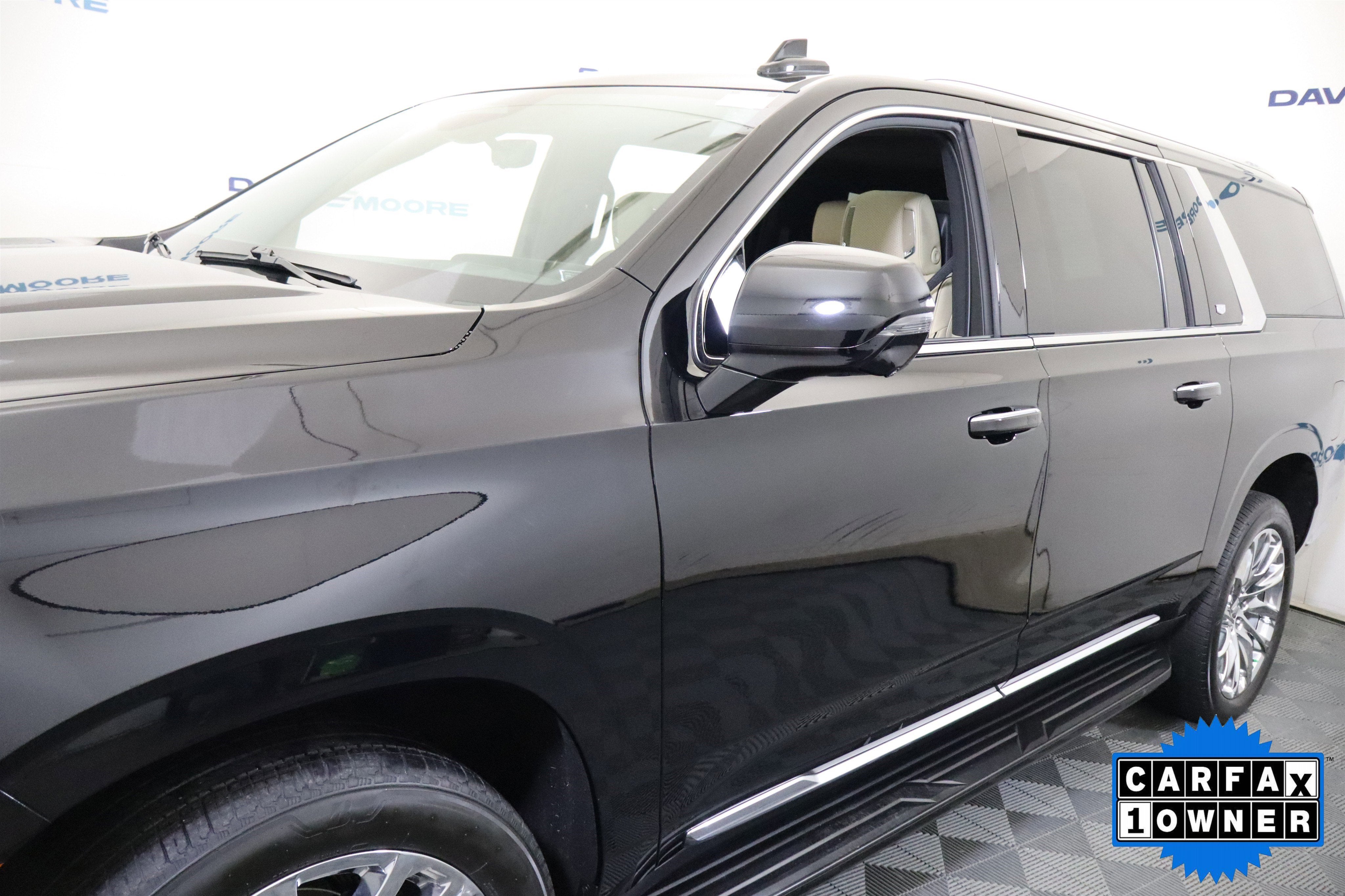 2023 Cadillac Escalade ESV 4WD Premium Luxury